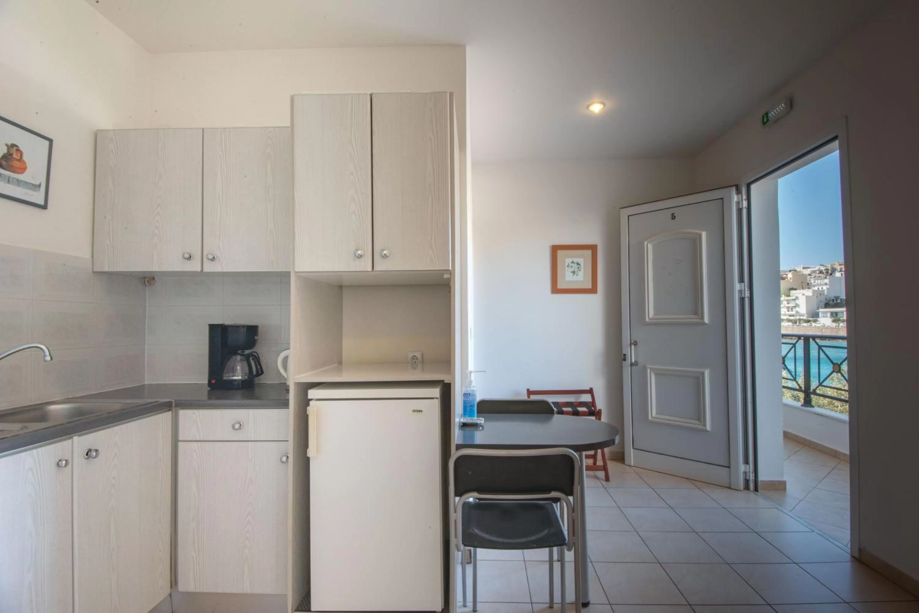 Polydoros Appartments