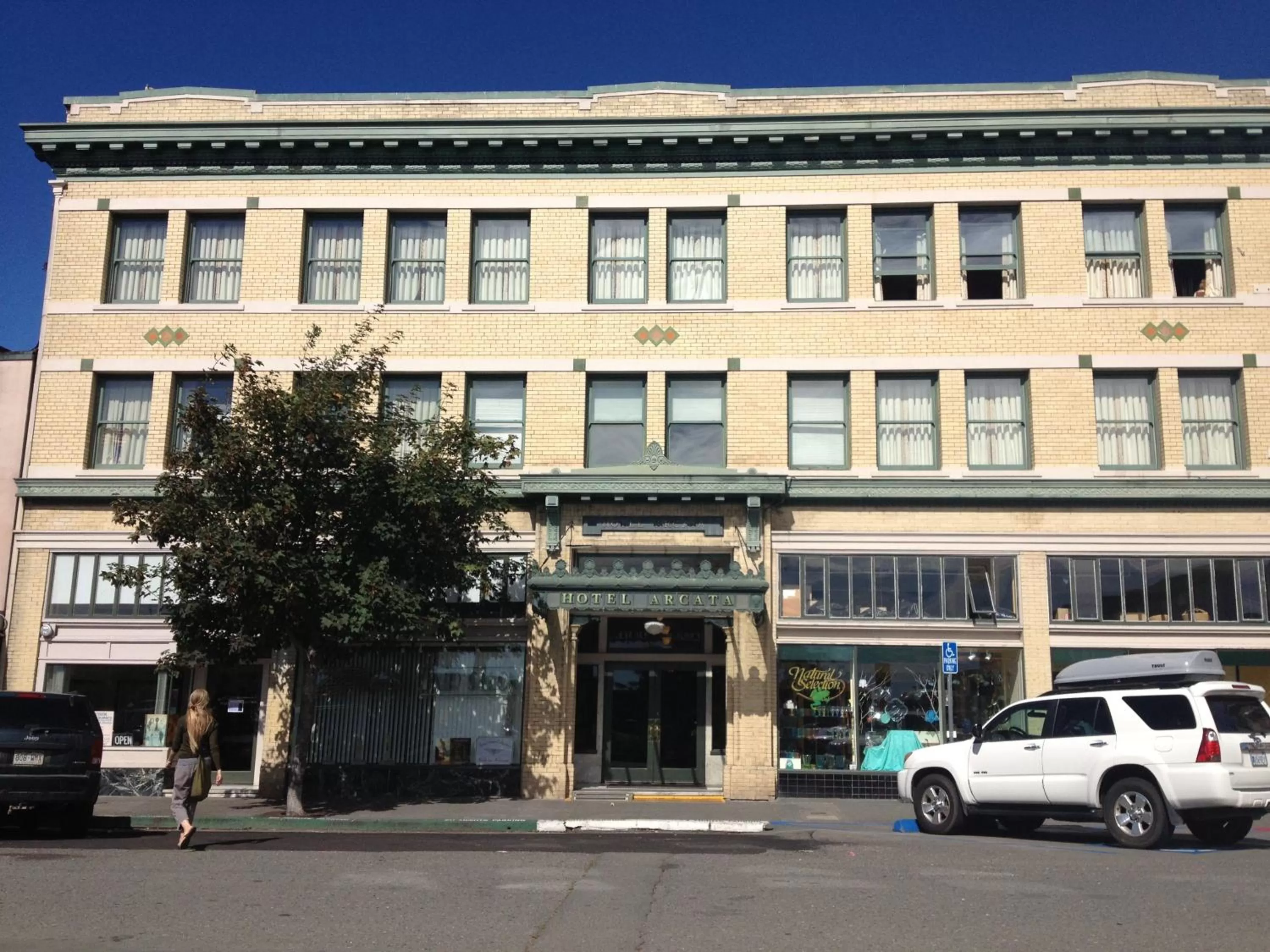 Property Building in Hotel Arcata
