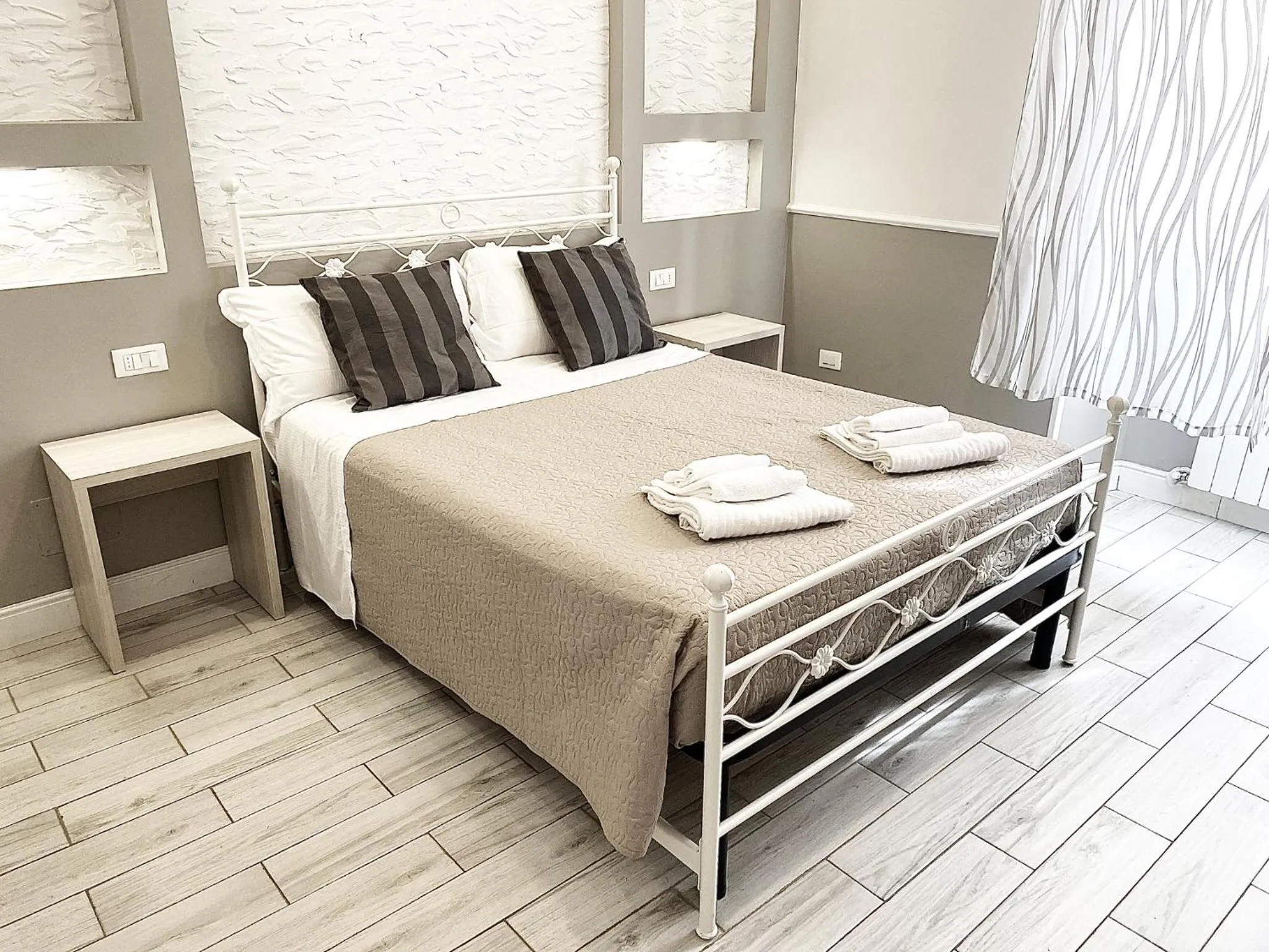 Bedroom, Bed in Hostel Legends