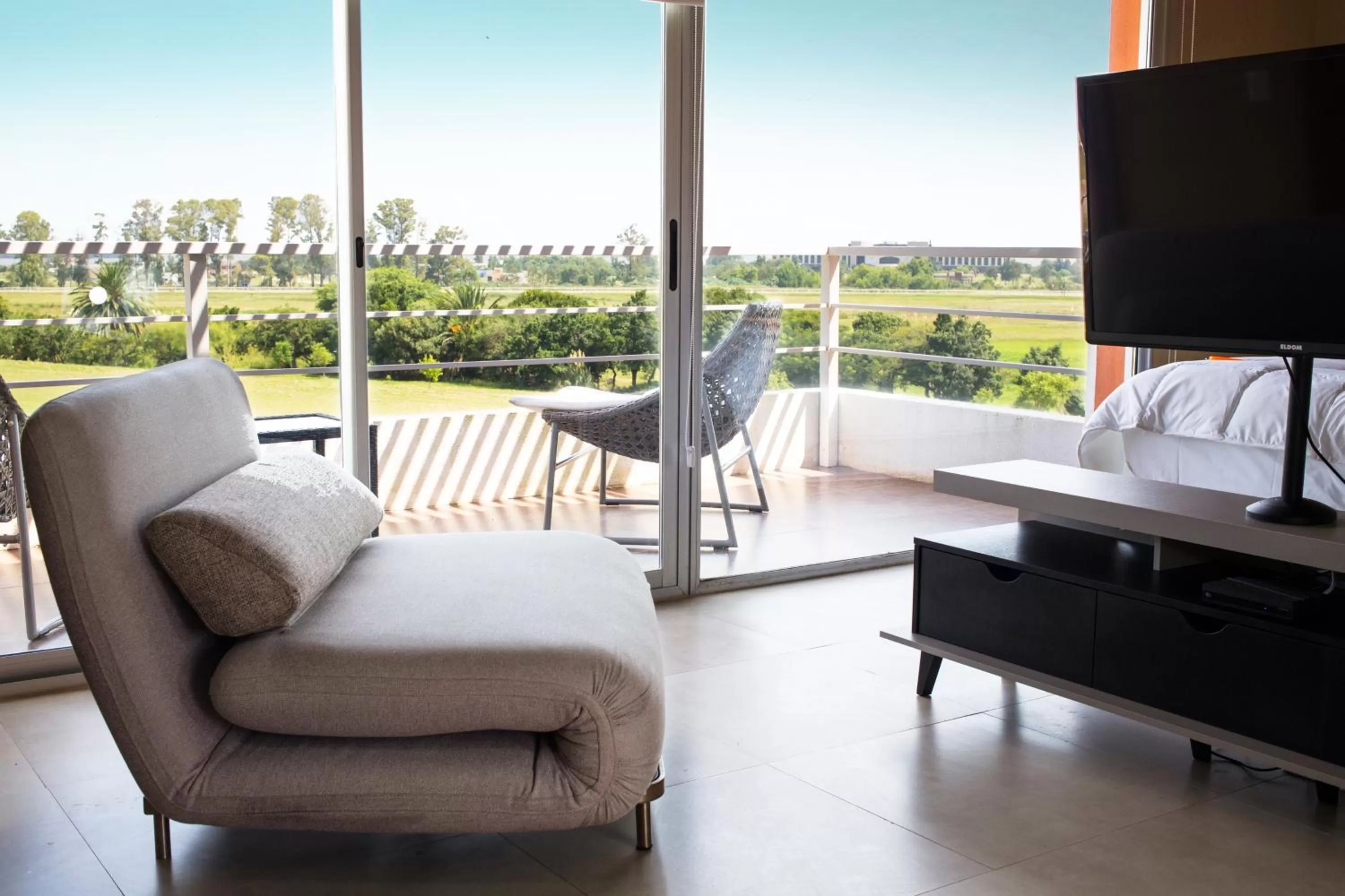 Lomas del Real Aparthotel