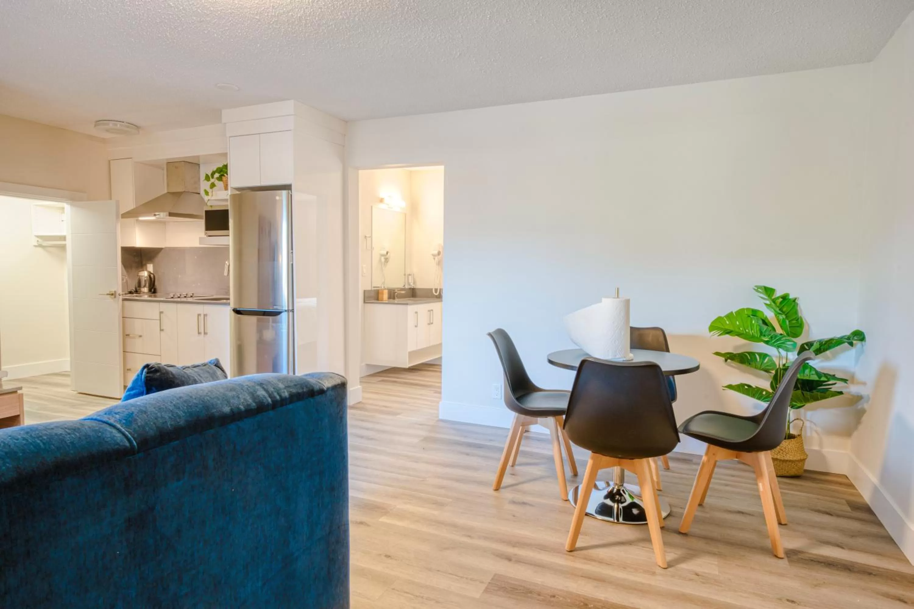 Kitchen or kitchenette in Harrison Grand Motel