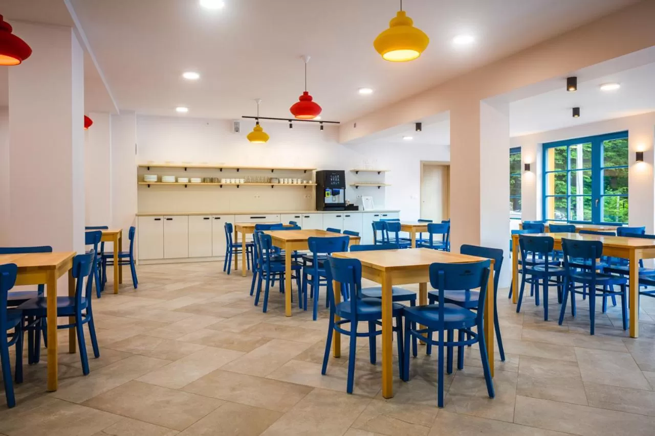 Communal lounge/ TV room in Hotel Edvard