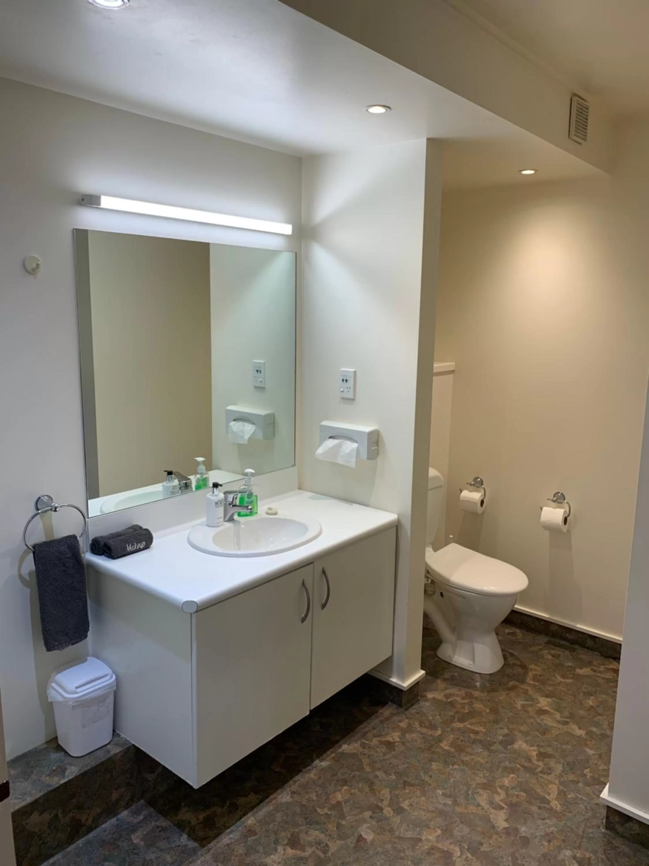 755 Regal Court Motel