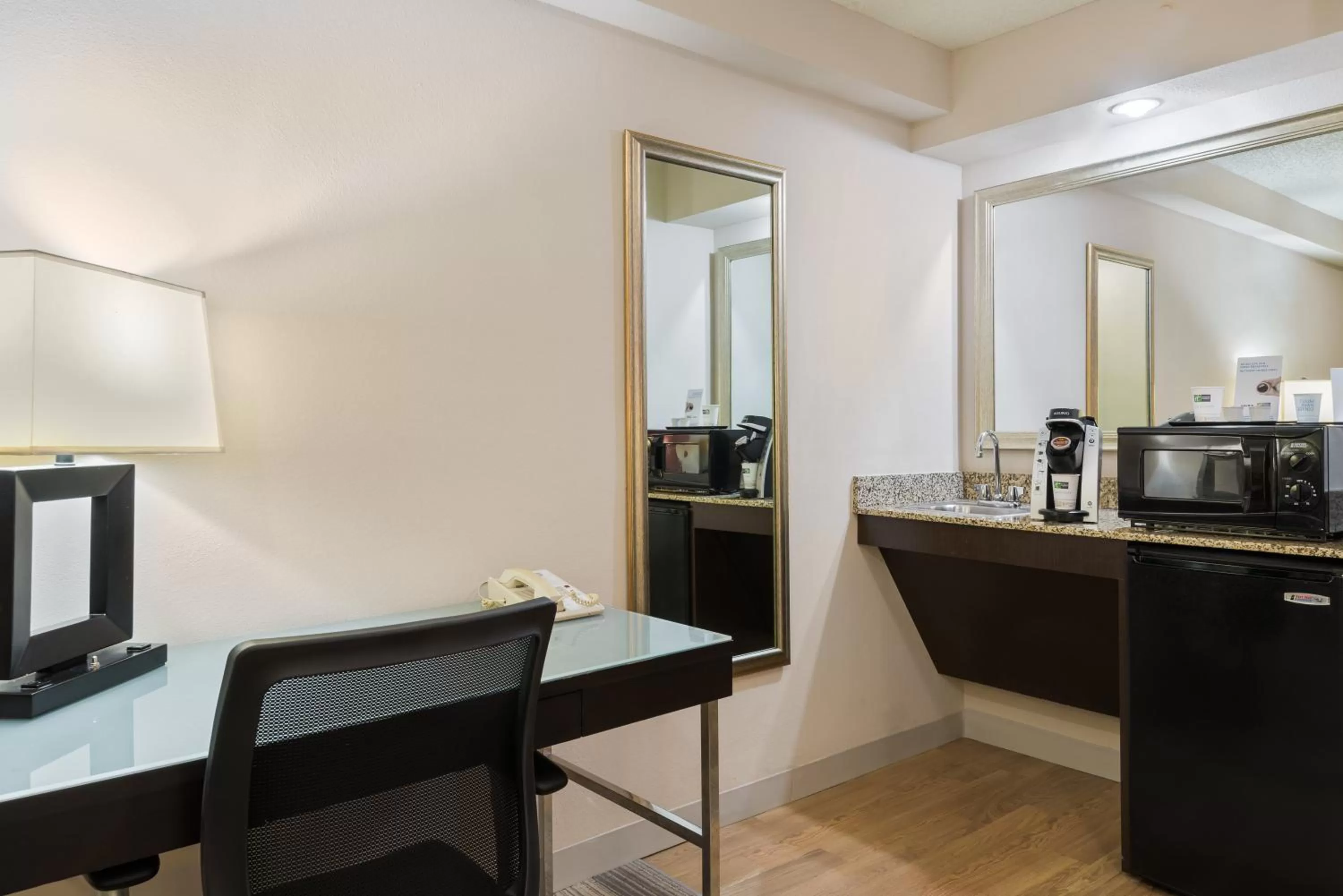 Photo of the whole room in Holiday Inn Express Hotel & Suites Kendall East-Miami by IHG