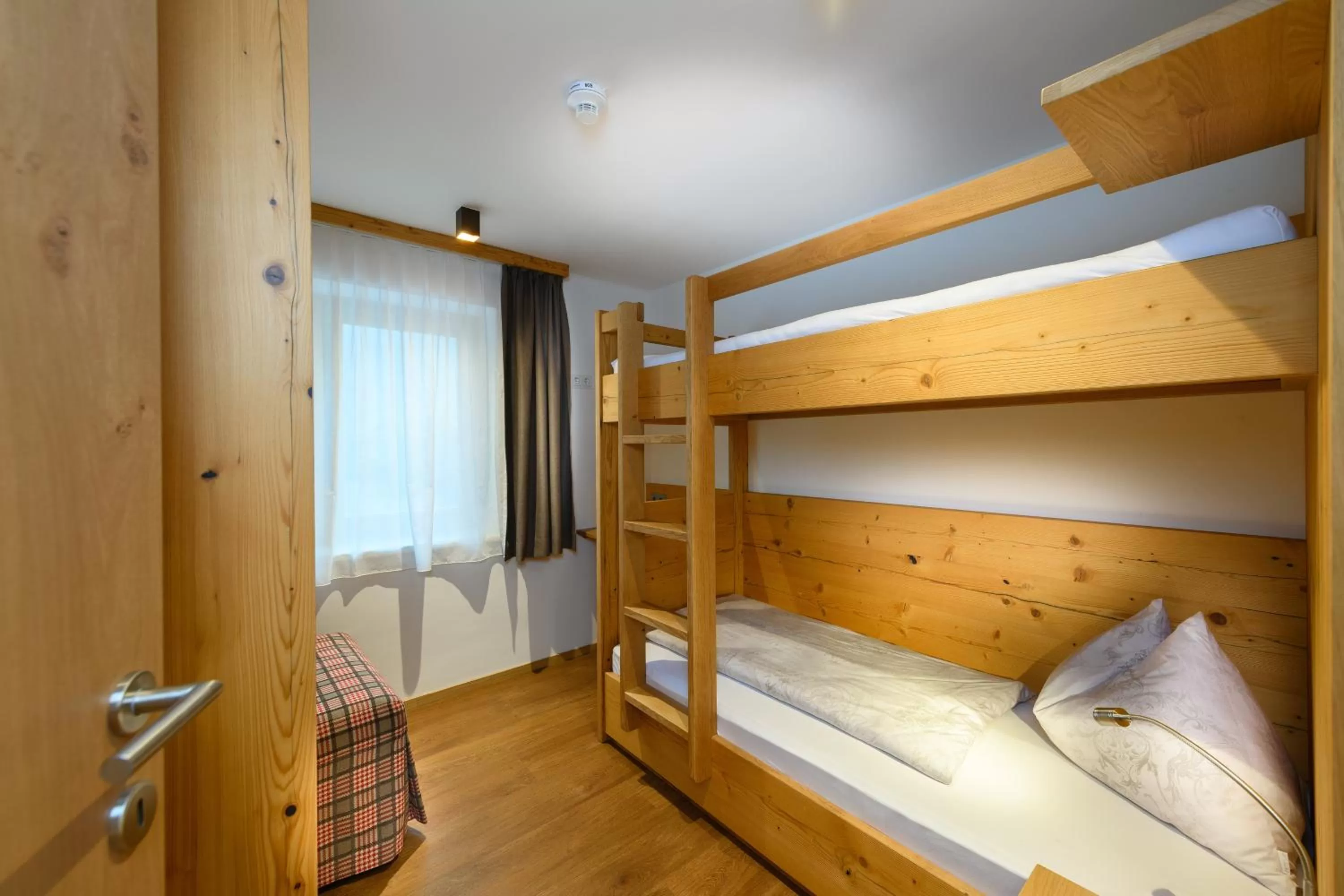bunk bed, Bed in Appartement-Pension Kendlbacher