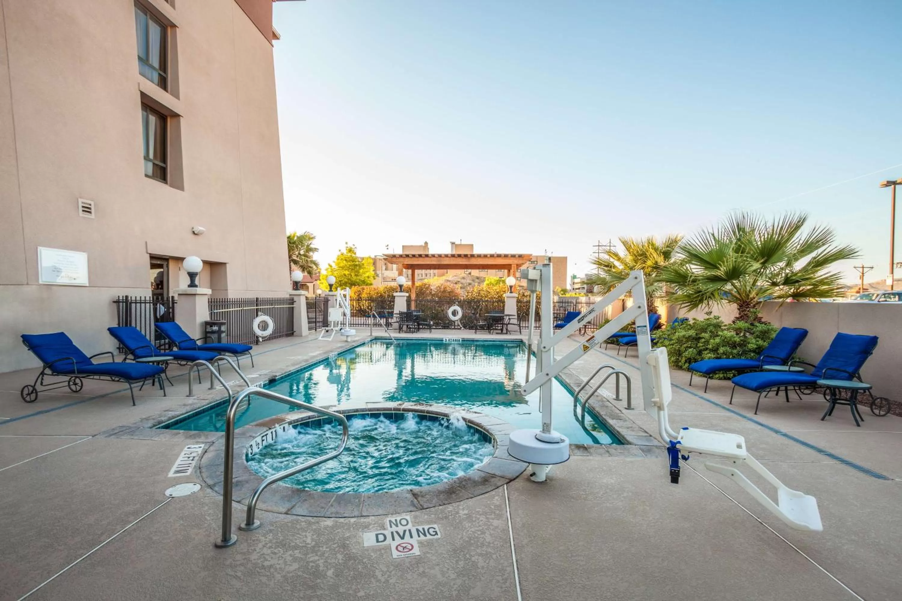 Pool view in Hilton Garden Inn El Paso University