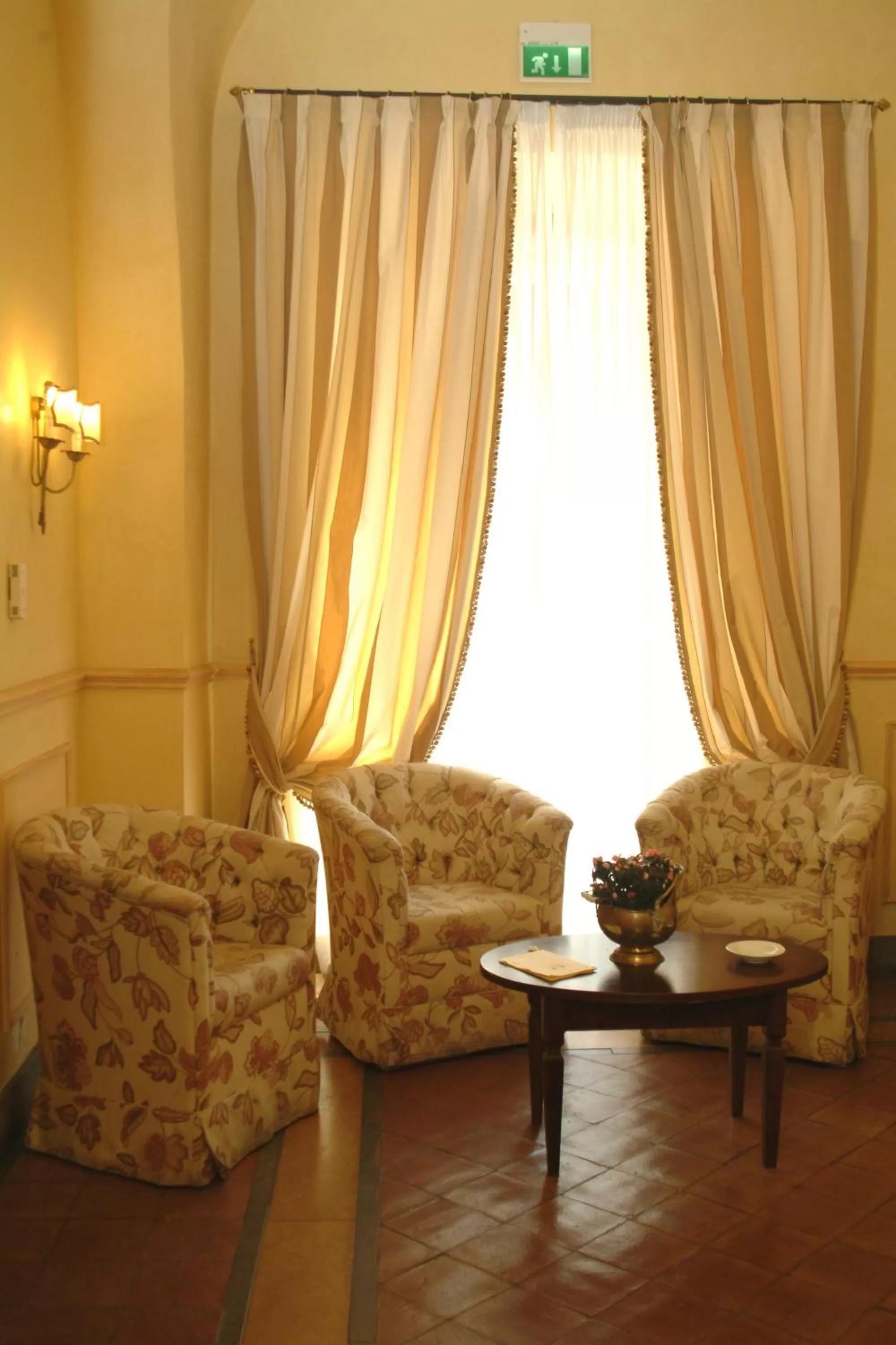 Lobby or reception in Hotel La Ville