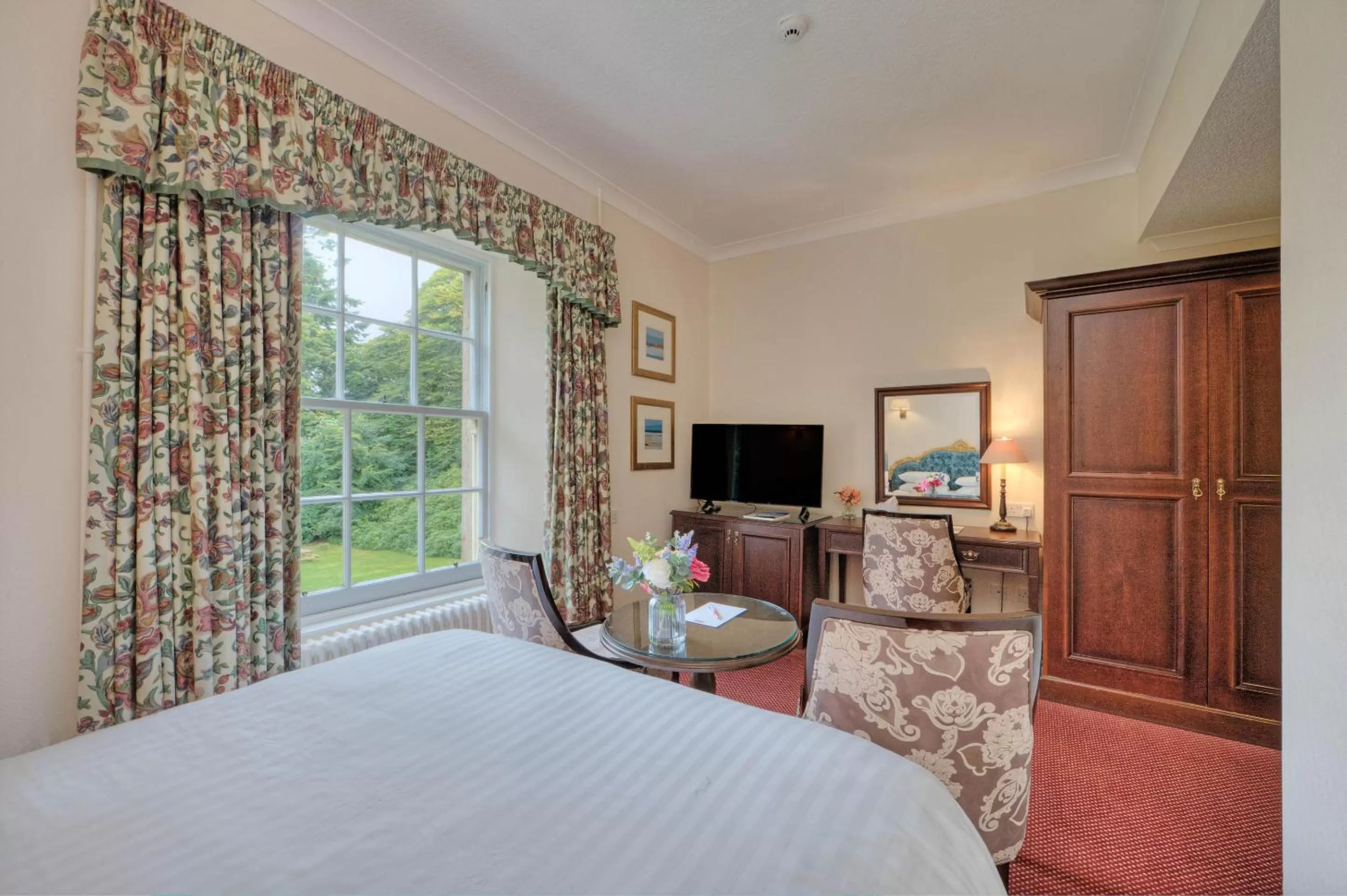 Photo of the whole room, Bed in Muthu Newton Hotel (Near Inverness Airport)