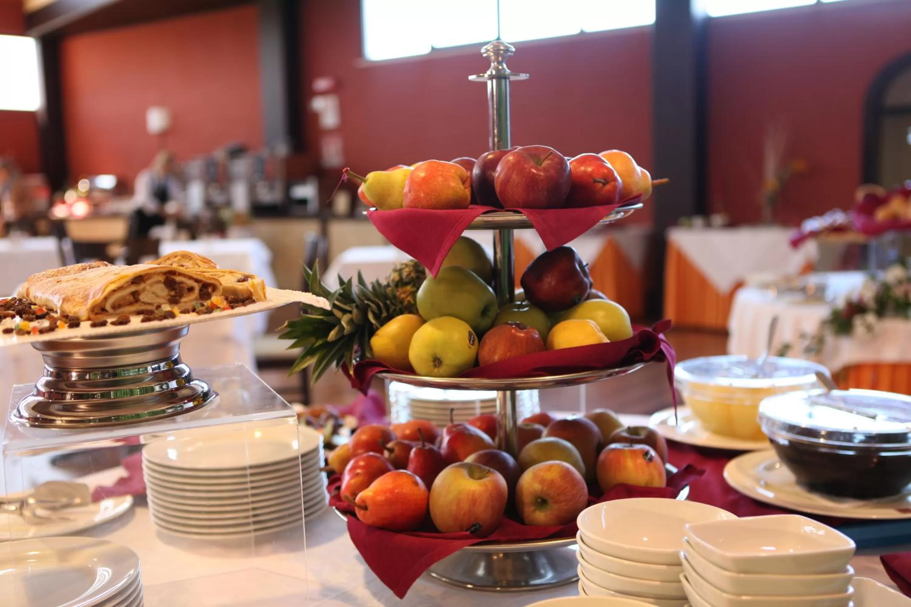 Breakfast in Hotel Galilei