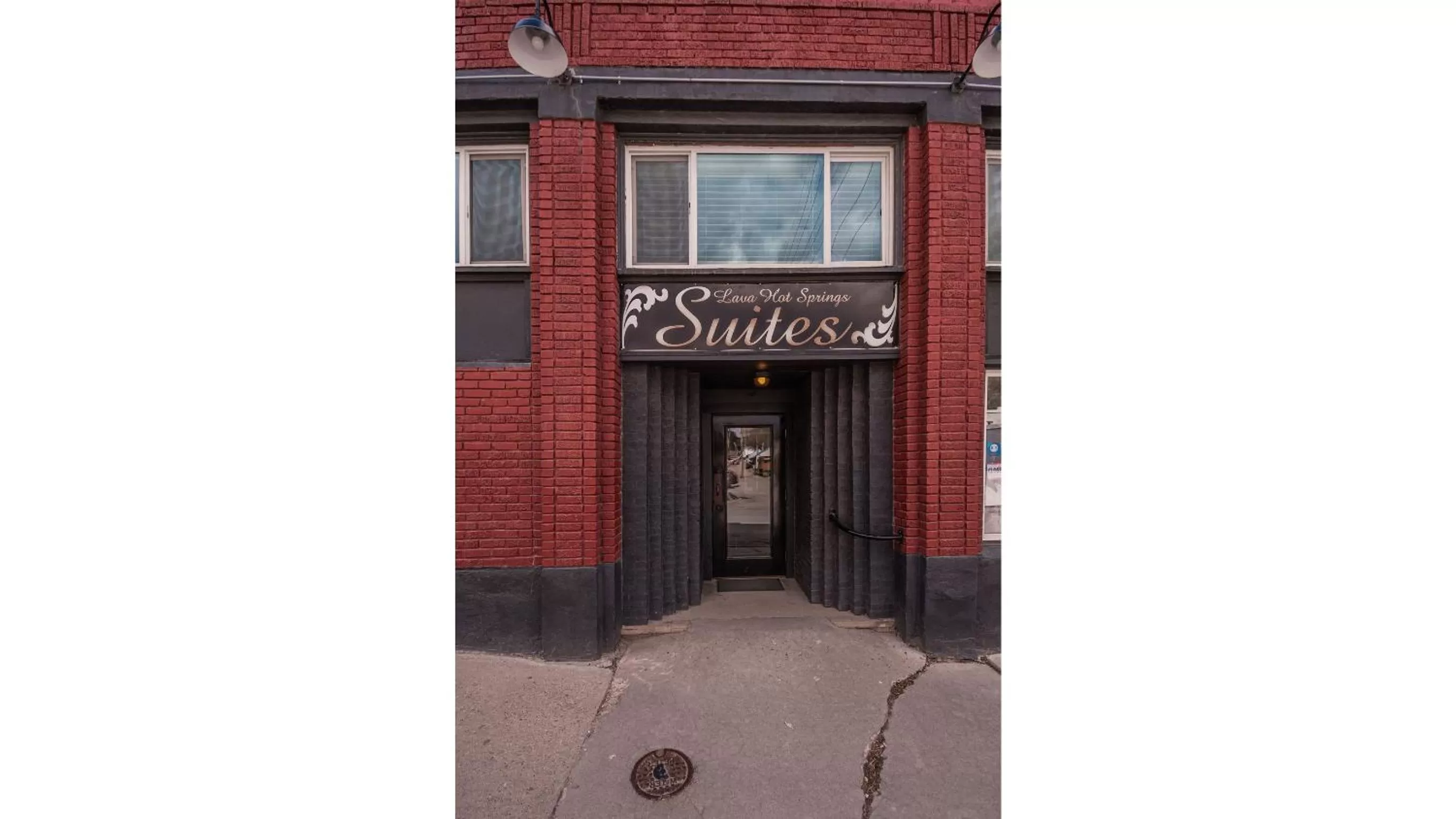 Facade/entrance in Suites of Lava Hot Springs