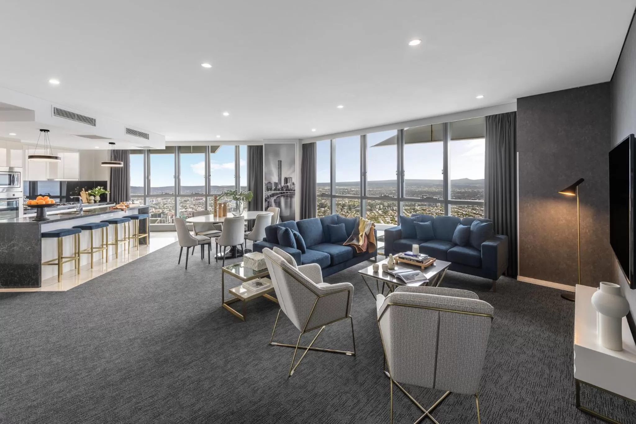 Kitchen or kitchenette in Meriton Suites Herschel Street, Brisbane