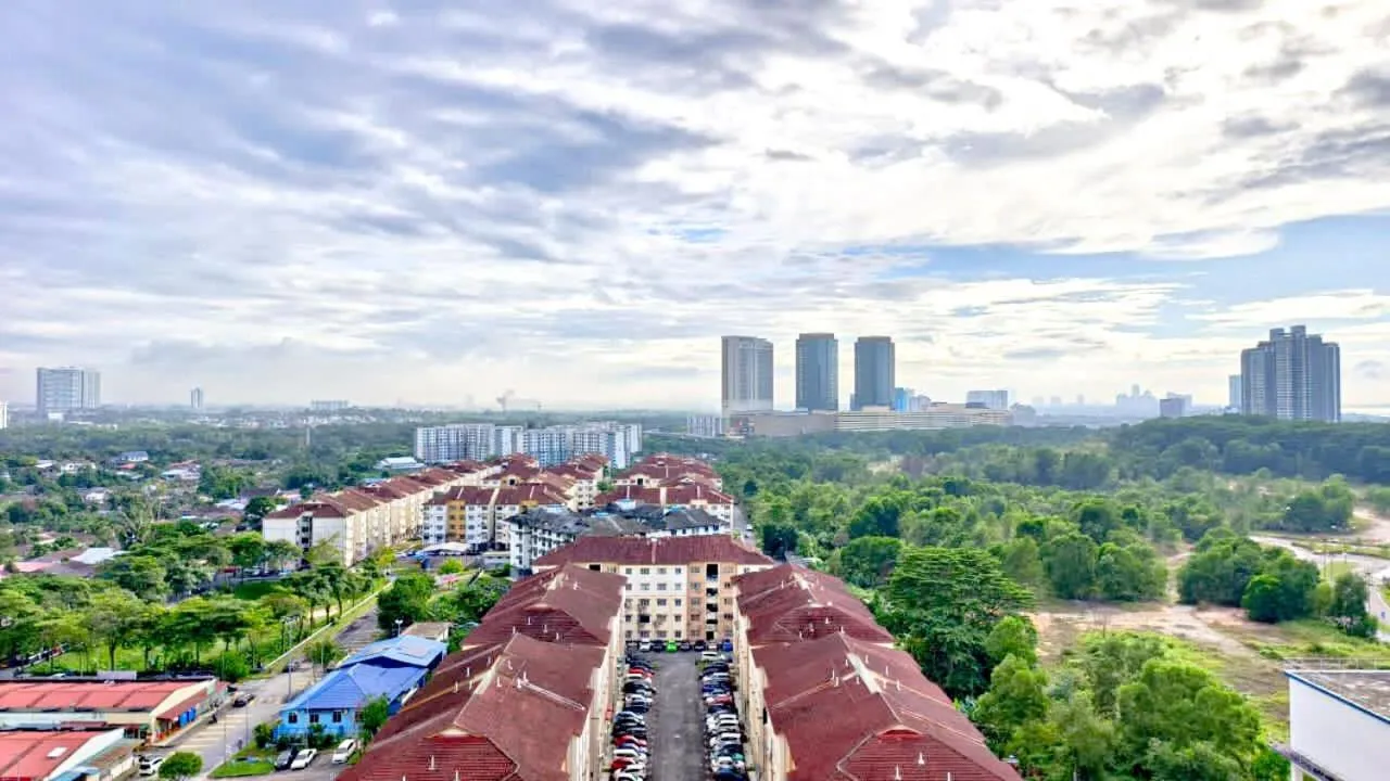 1 Tebrau Suites by Subhome