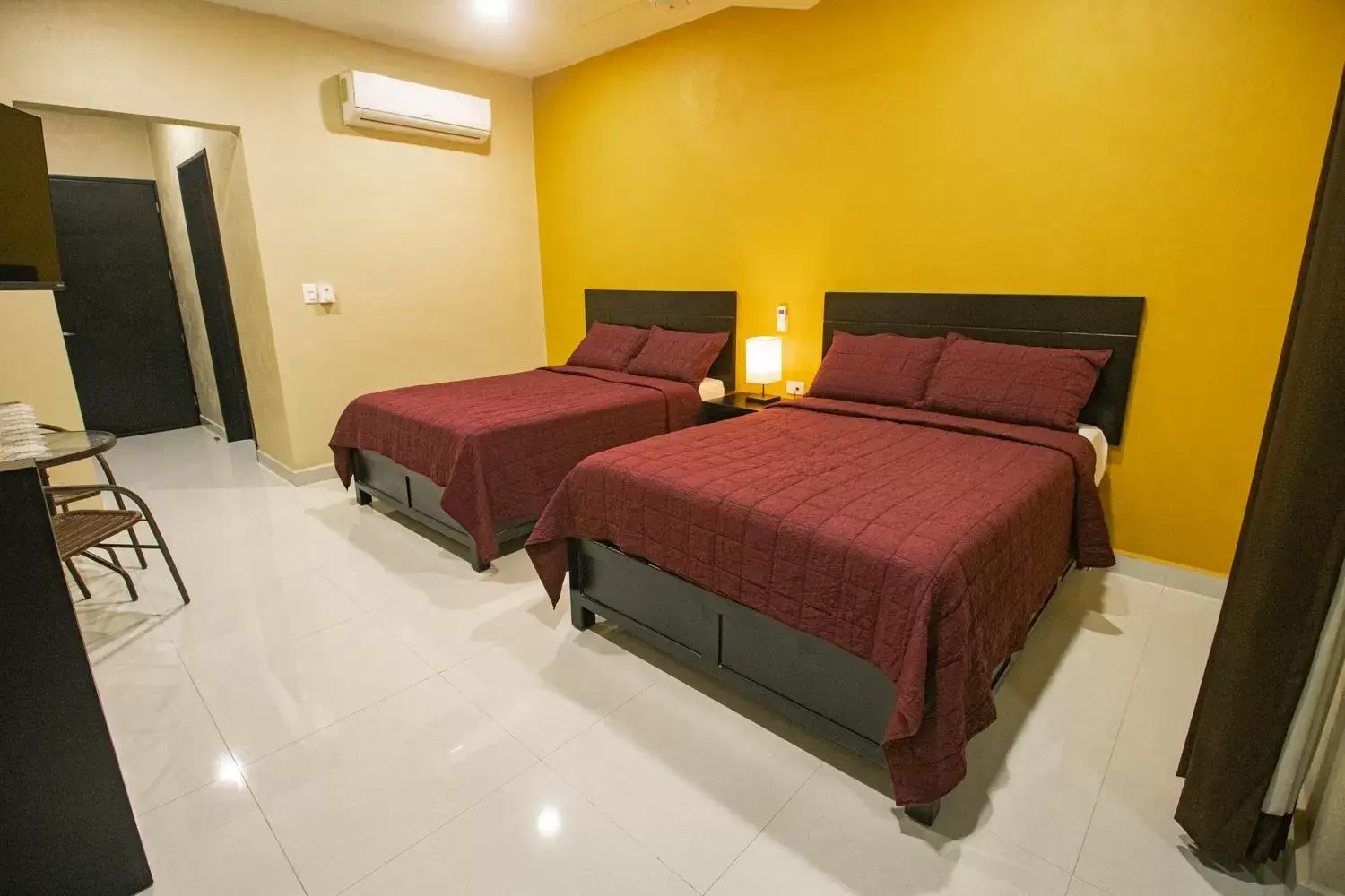 Superior Double Room with Two Double Beds - single occupancy in Hotel Avila Superior Double Room with Two Double Beds - single occupancy in Hotel Avila