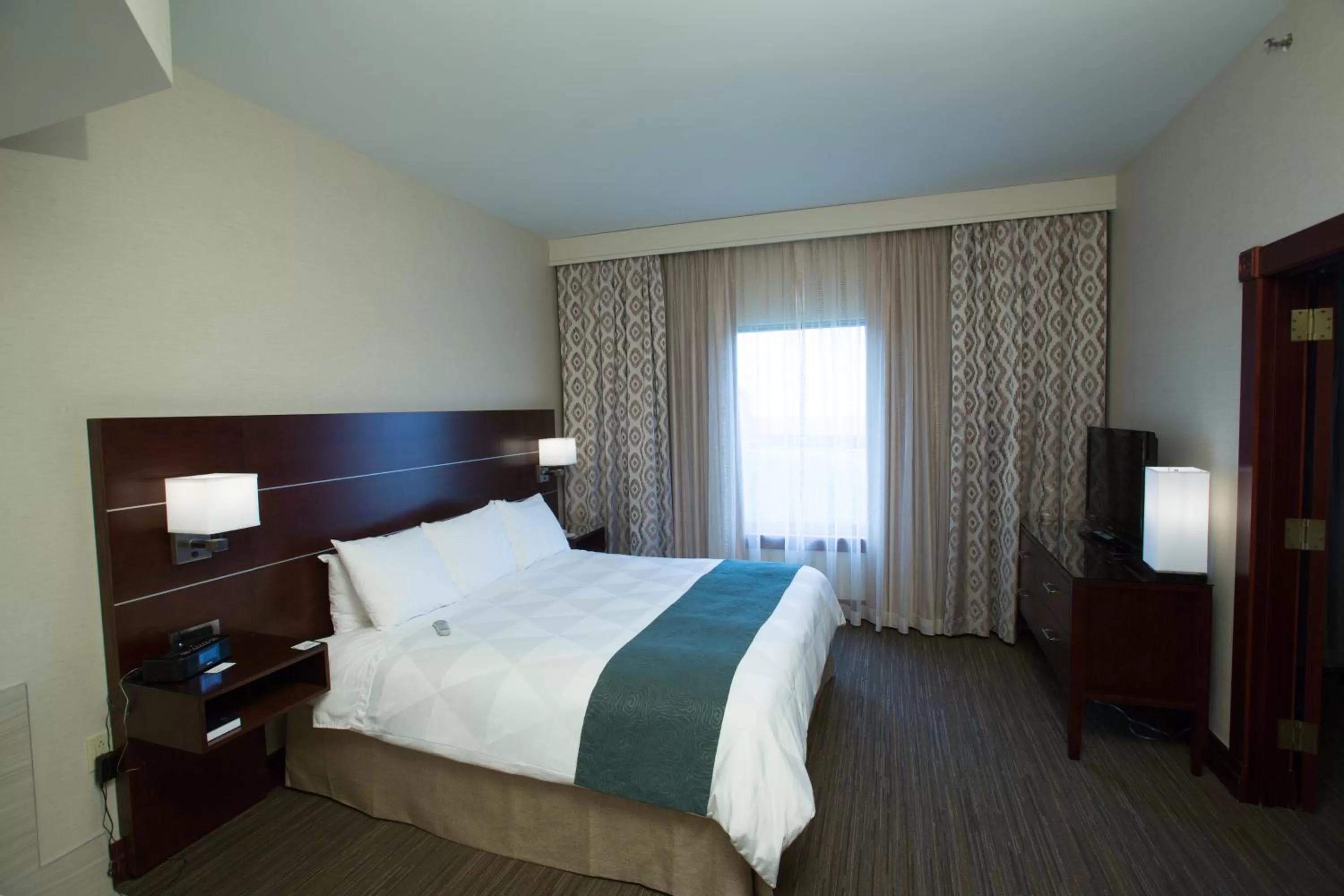Bedroom, Bed in Wyndham Moline on John Deere Commons