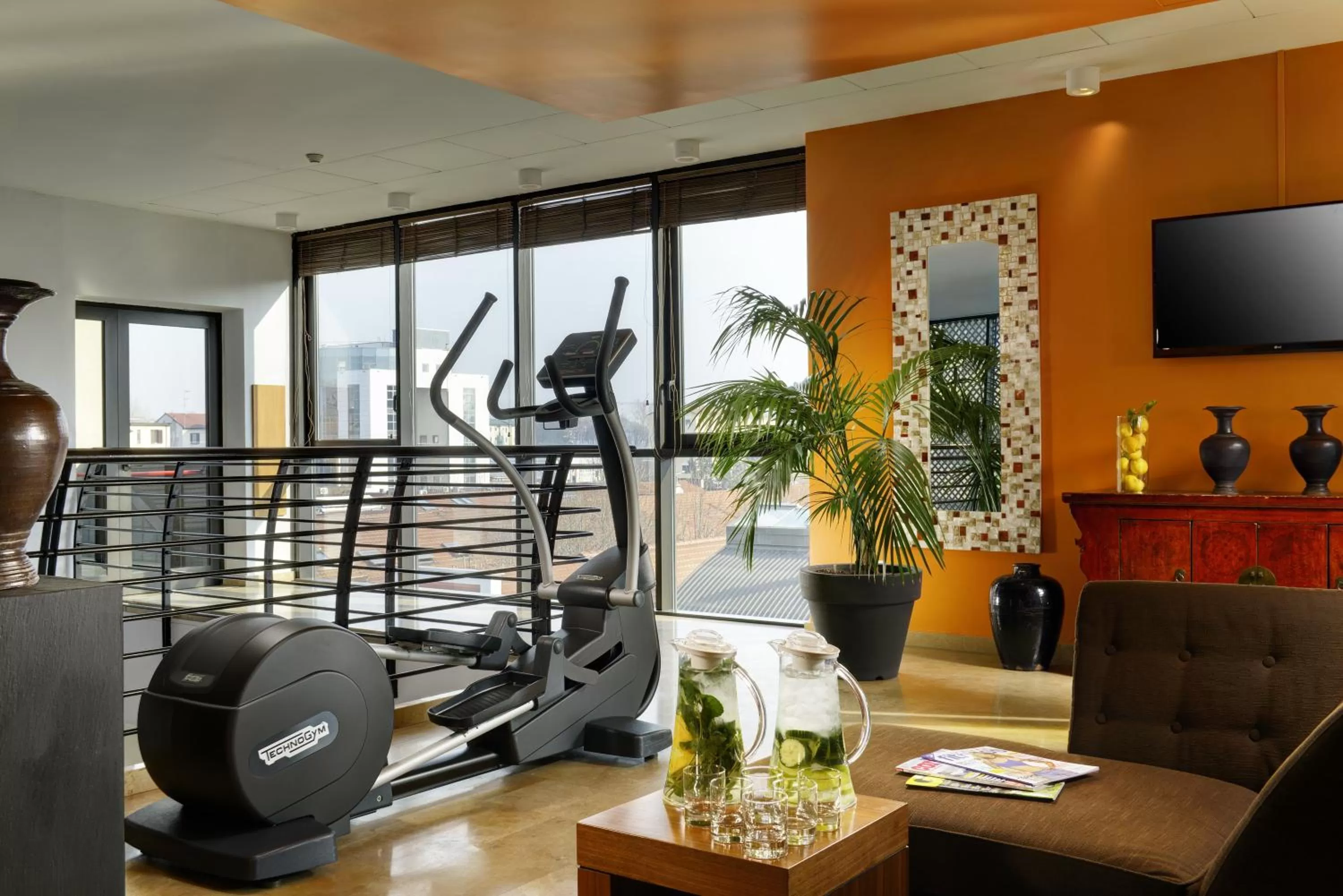 Fitness centre/facilities in Milan Suite Hotel