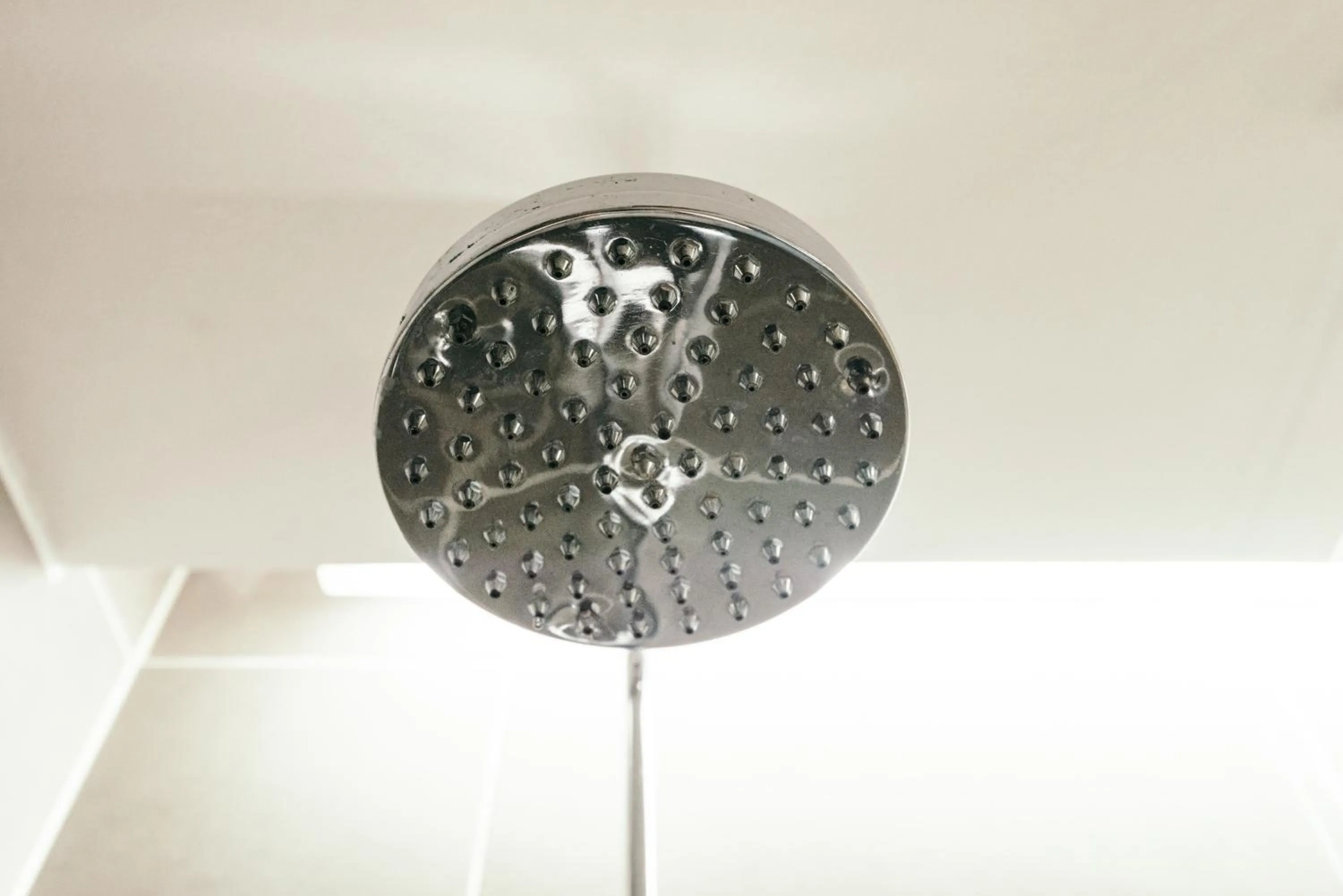 Shower in Merchants House Hotel