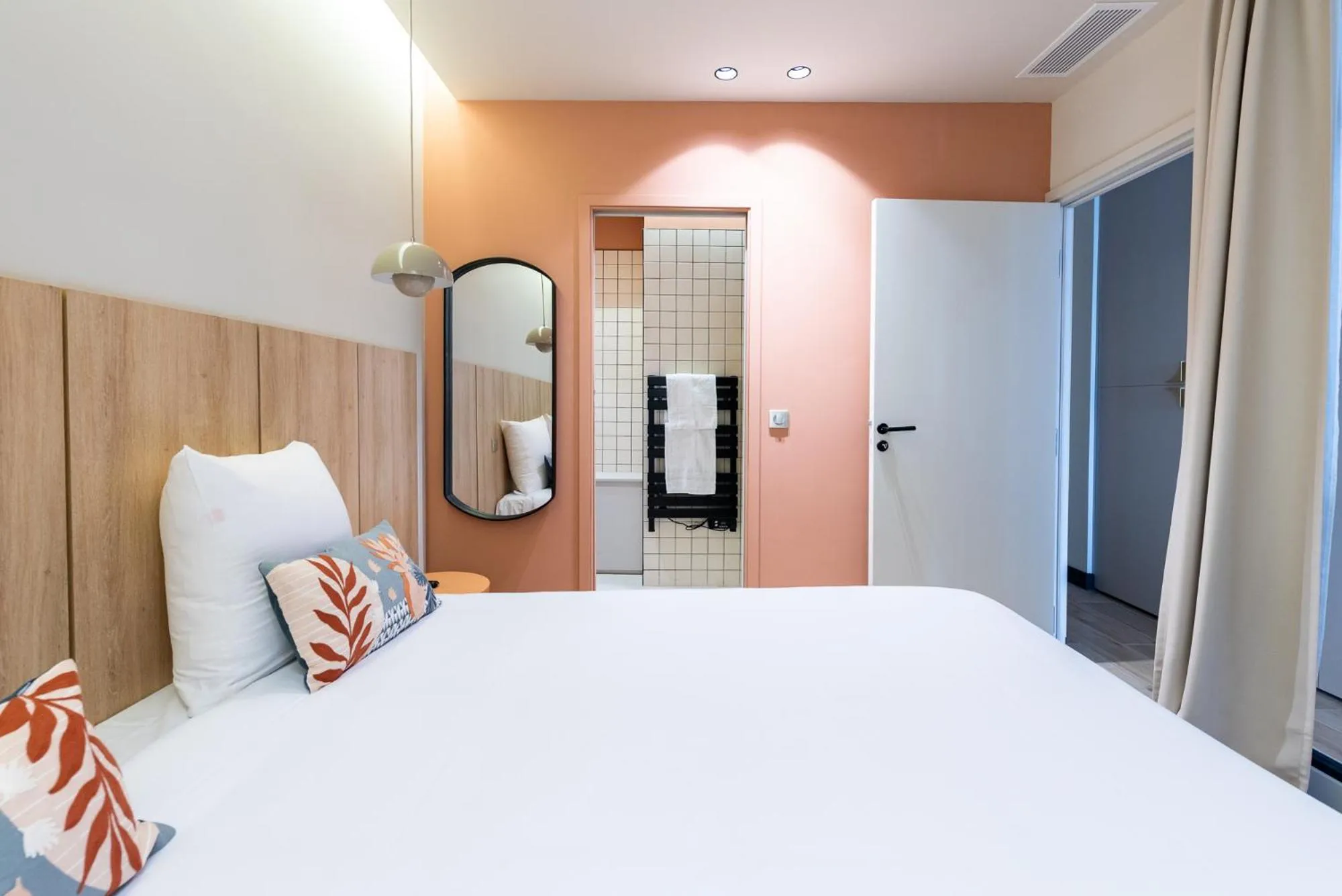 Bedroom, Bed in Florella Croisette Apartment