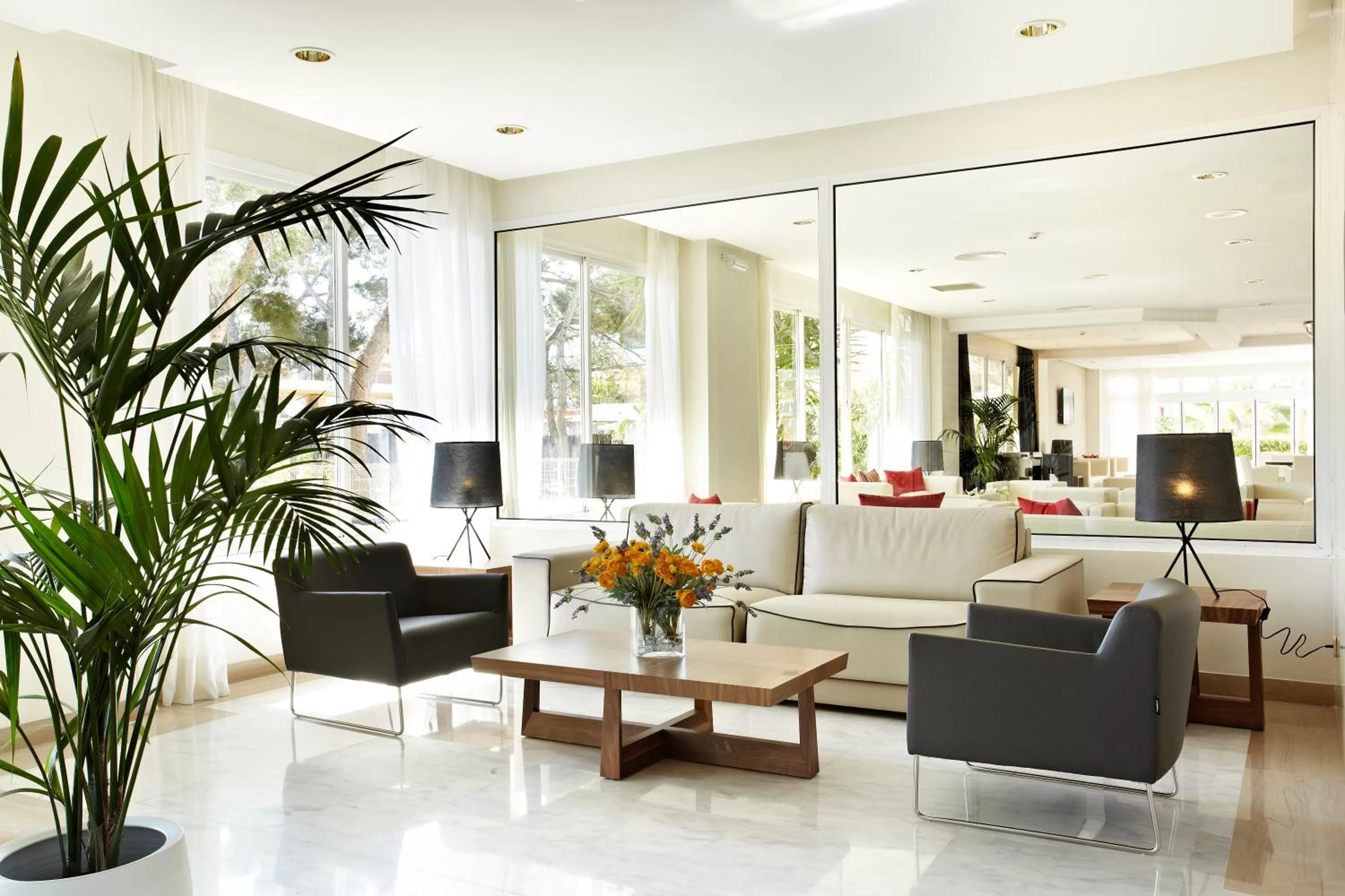 Lobby or reception in Grupotel Montecarlo