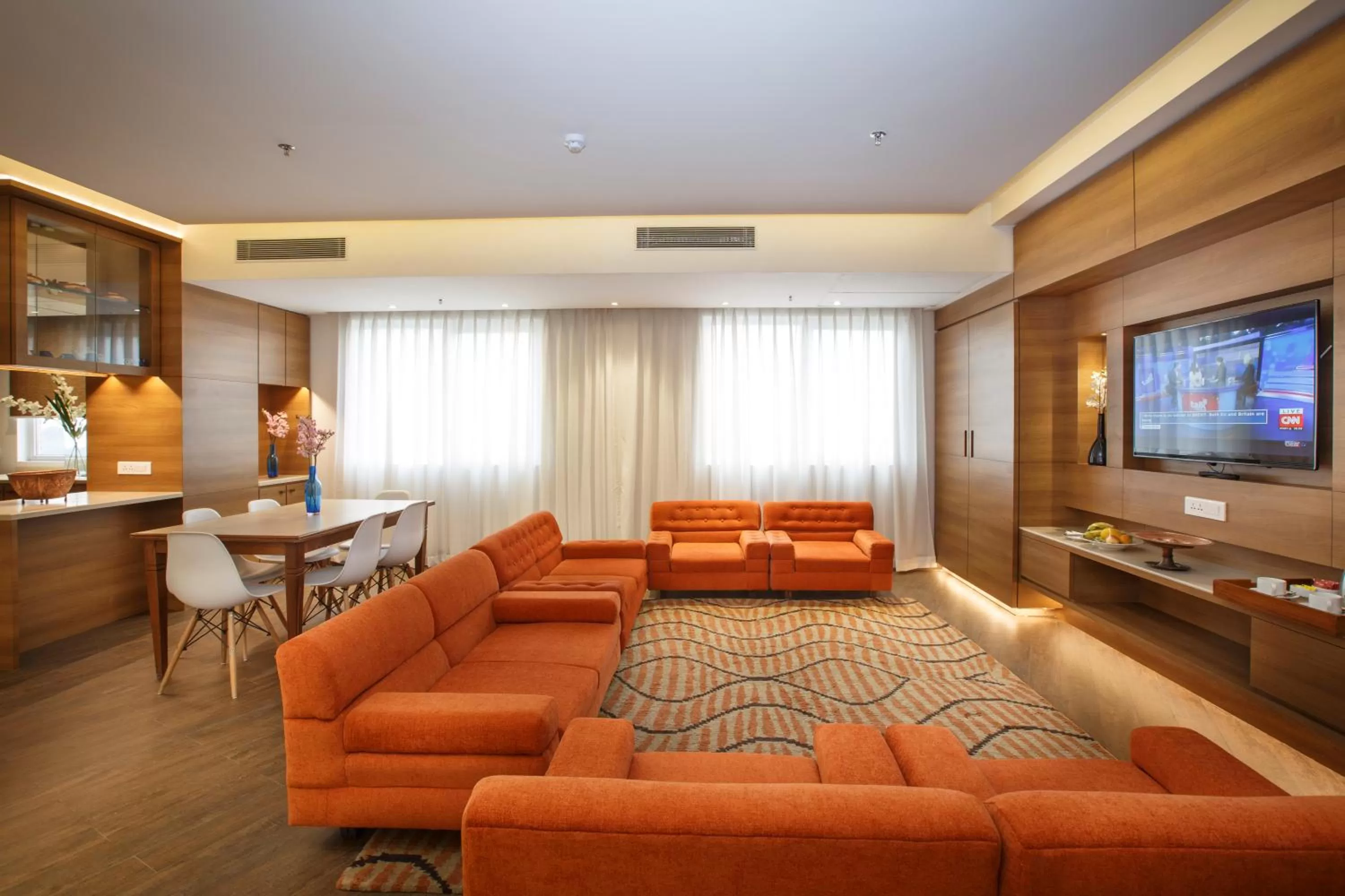 Living room in Hotel Ambassador by ACE Hotels
