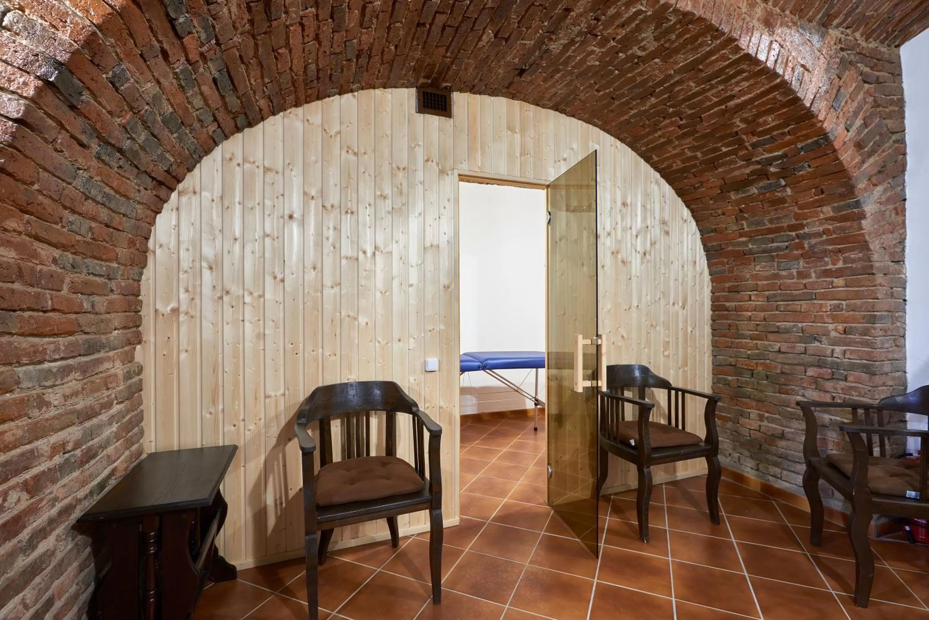 Massage in Resort Ambient