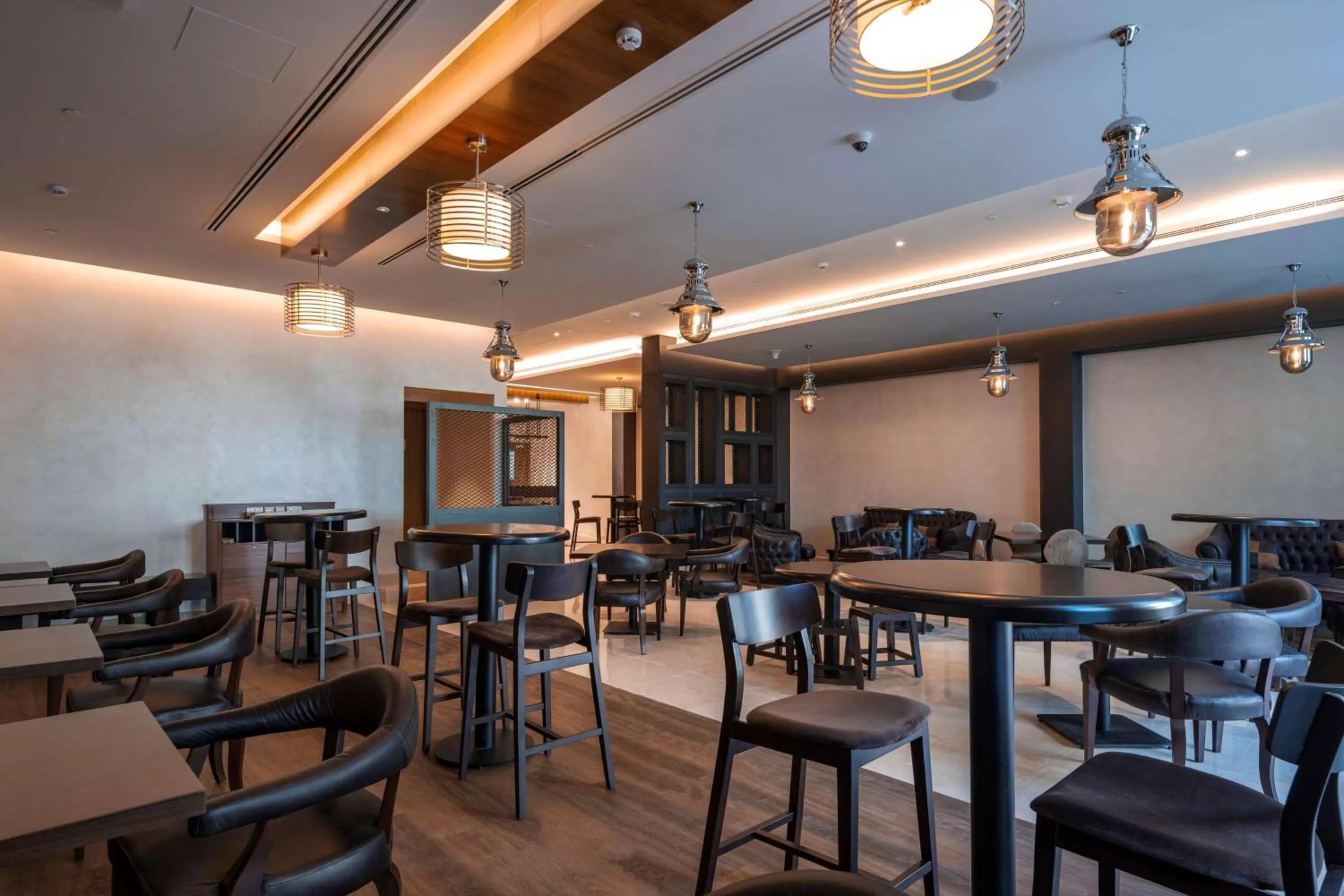 Restaurant/places to eat in Radisson Resort Ras Al Khaimah Marjan Island