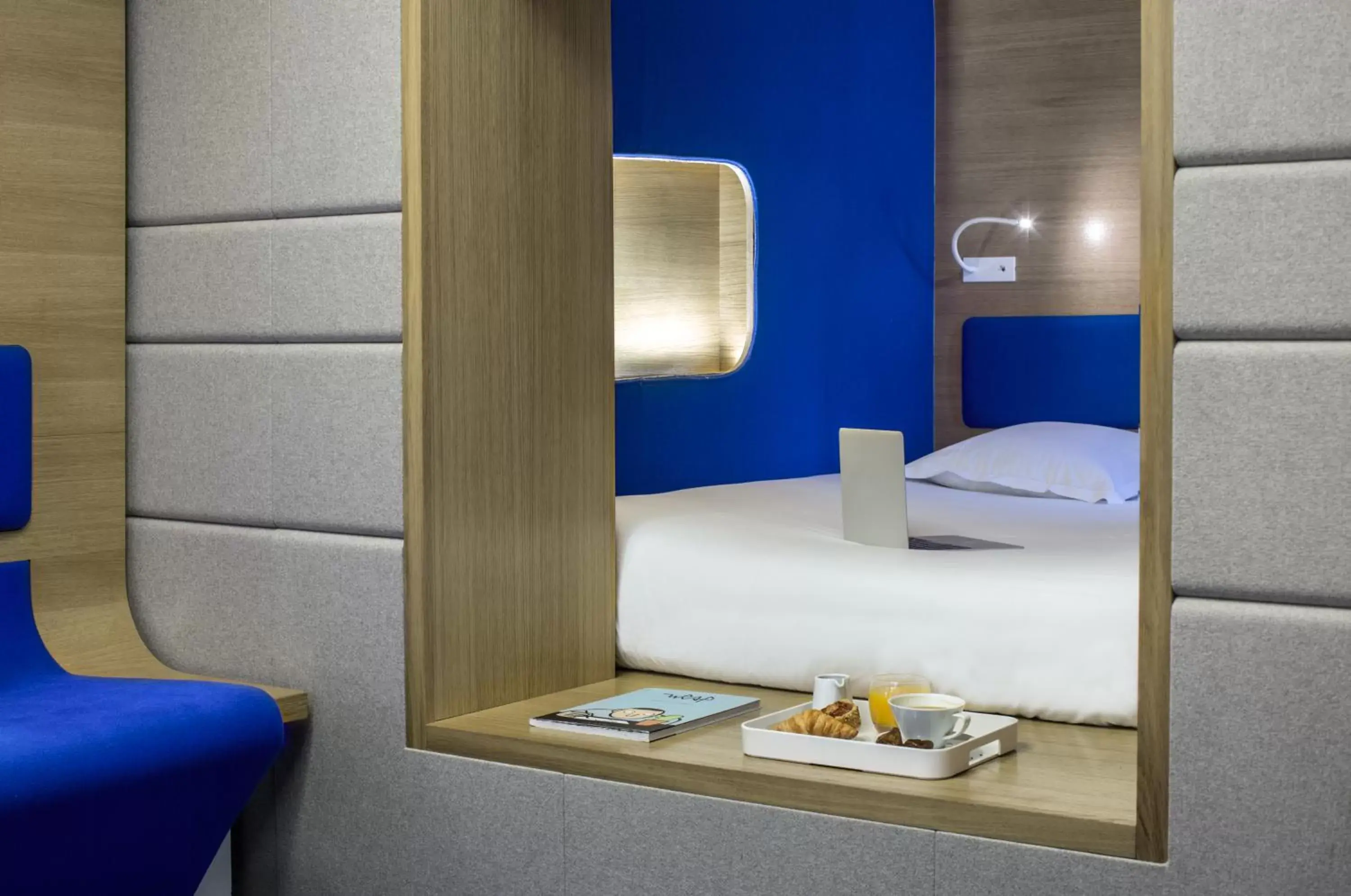 Deluxe Double Room in Hôtel Odyssey Deluxe Double Room in Hôtel Odyssey