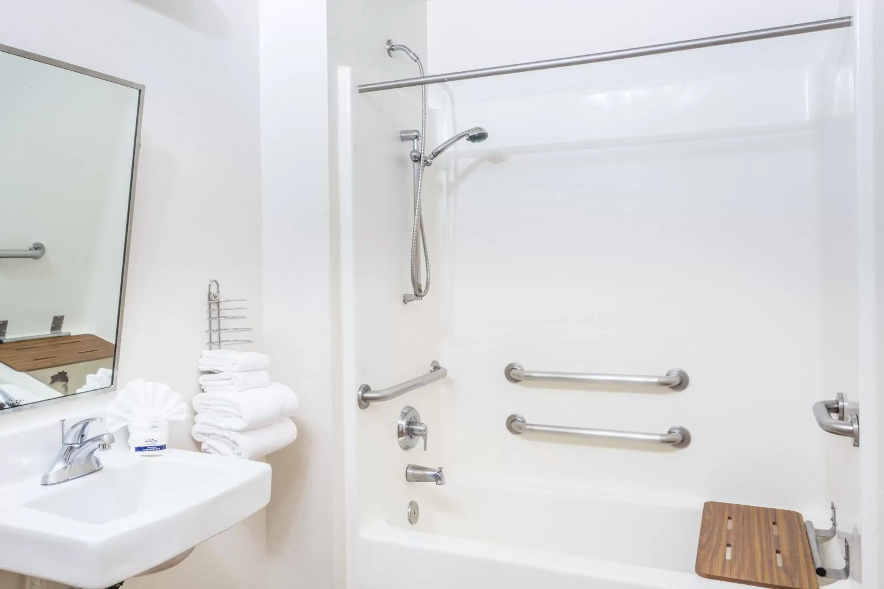 Suite with Two Queen Beds - Mobility Access/Non-Smoking in Microtel Inn & Suites by Wyndham Salt Lake City Airport Suite with Two Queen Beds - Mobility Access/Non-Smoking in Microtel Inn & Suites by Wyndham Salt Lake City Airport