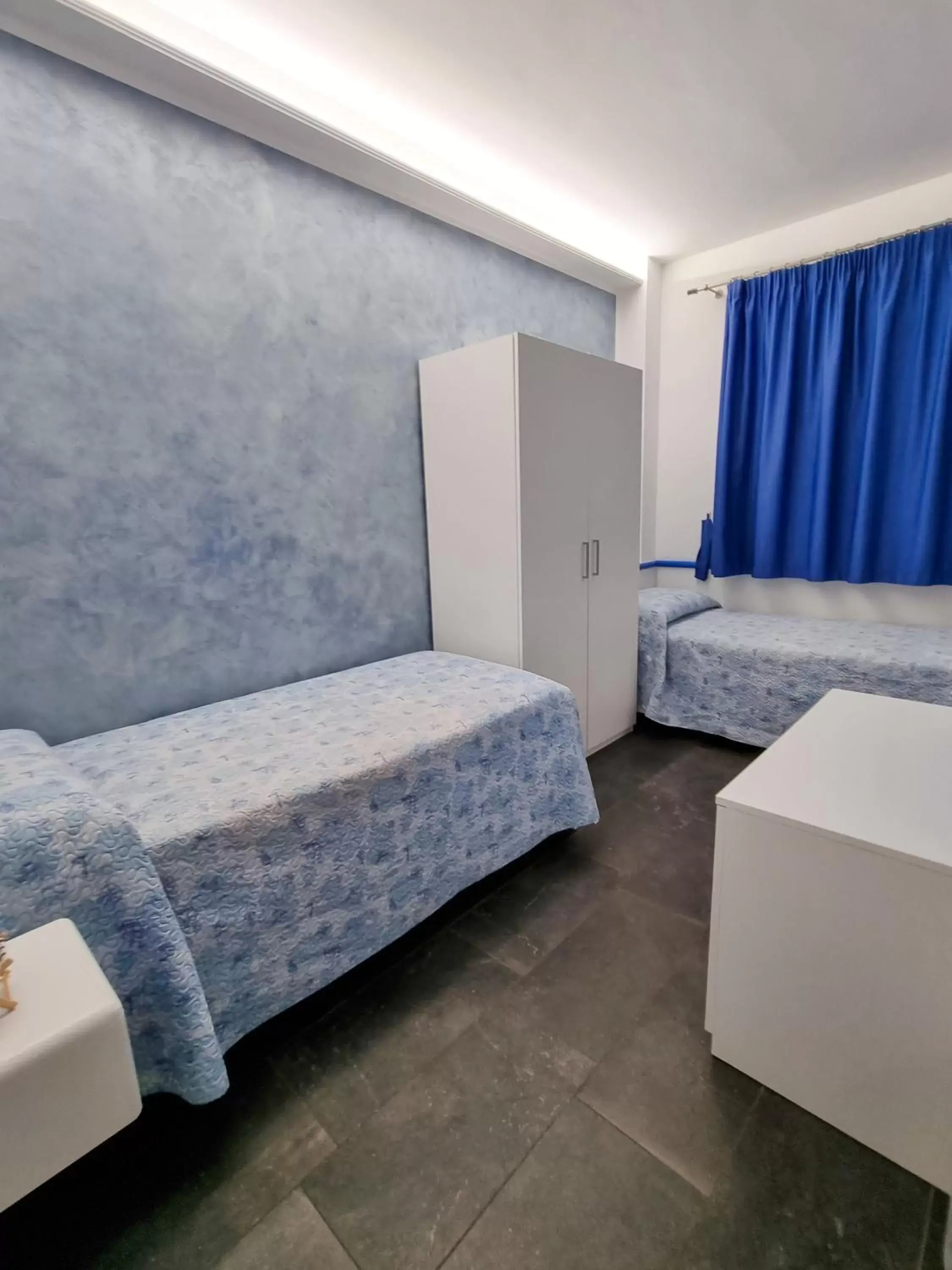 Twin Room with Bathroom in Oltremare Giovino Twin Room with Bathroom in Oltremare Giovino