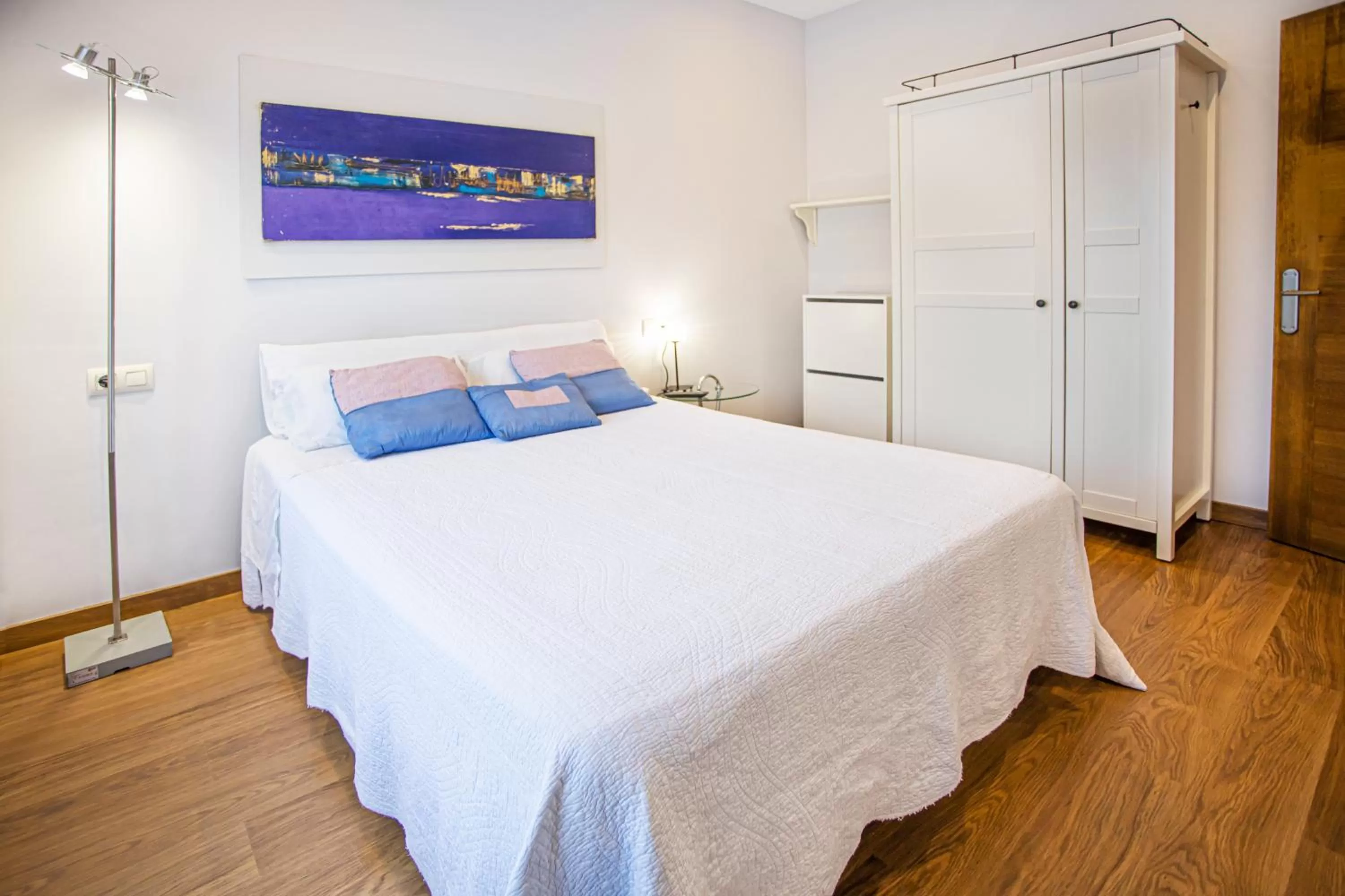 Bedroom, Bed in LA CASONA Encanto Rural - ApartaHotel SPA Llanes