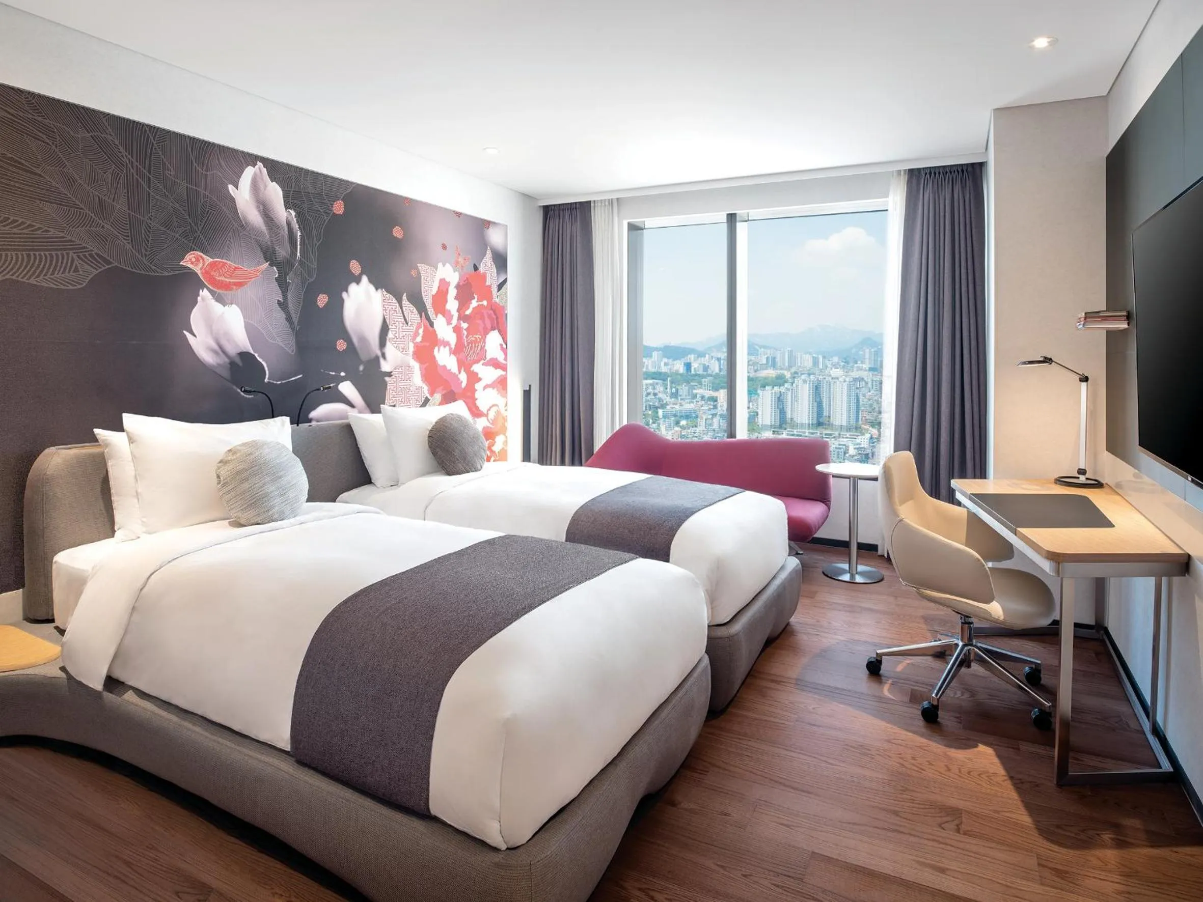 Bed in Novotel Ambassador Seoul Yongsan