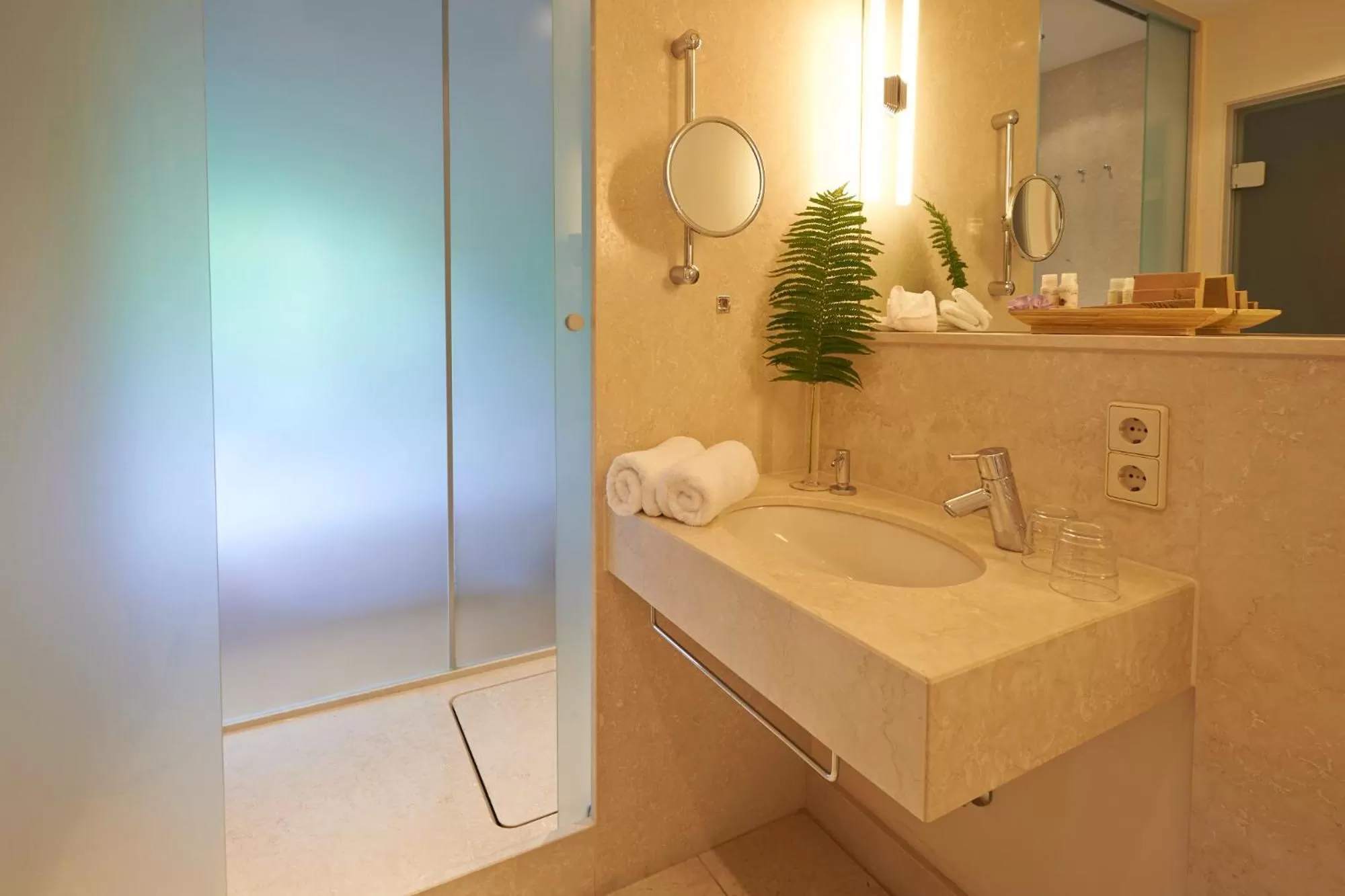 Bathroom in Bio Thermalhotel Falkenhof