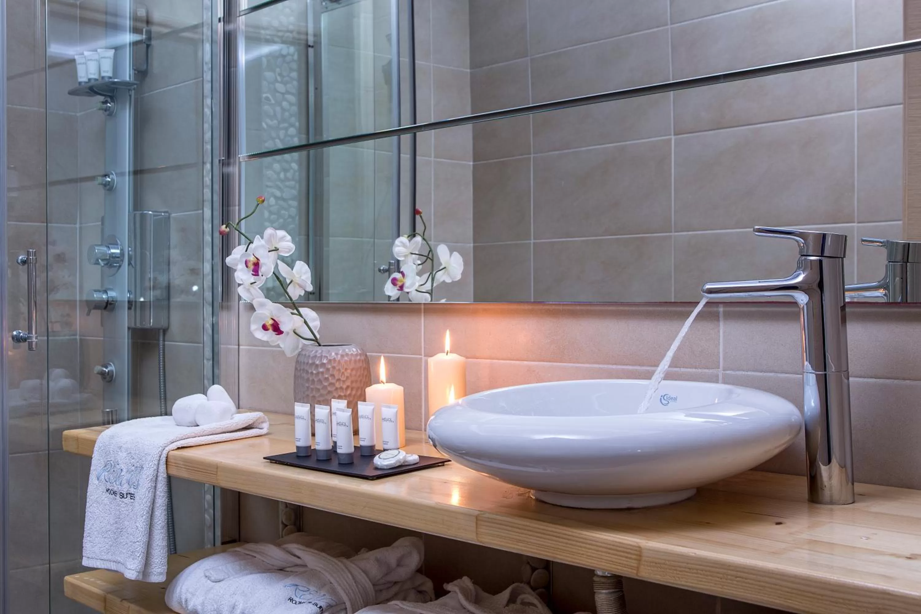 Bathroom in Callia Retreat Suites - Adults Only