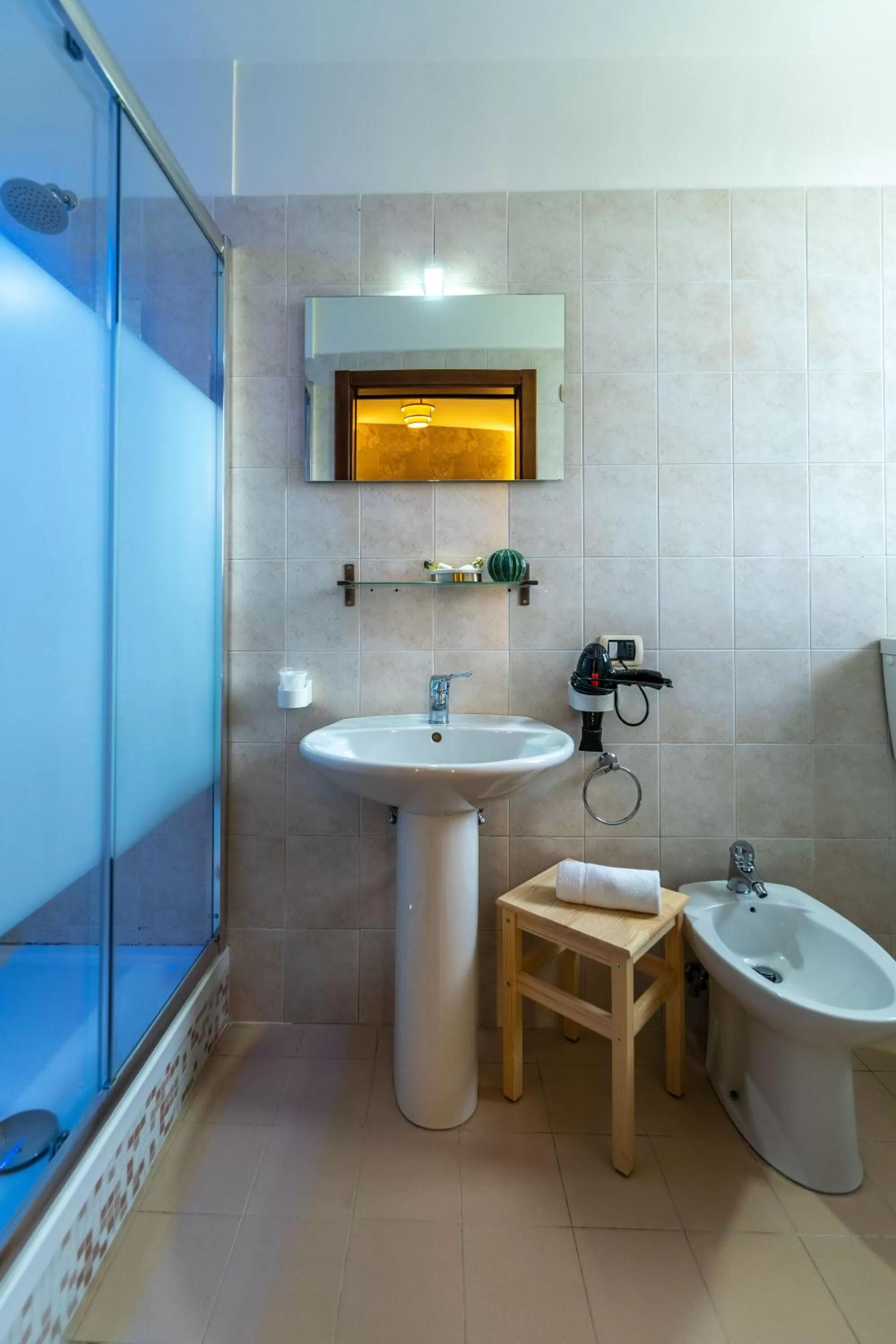 Shower in Villa Rocla guest house Pompei