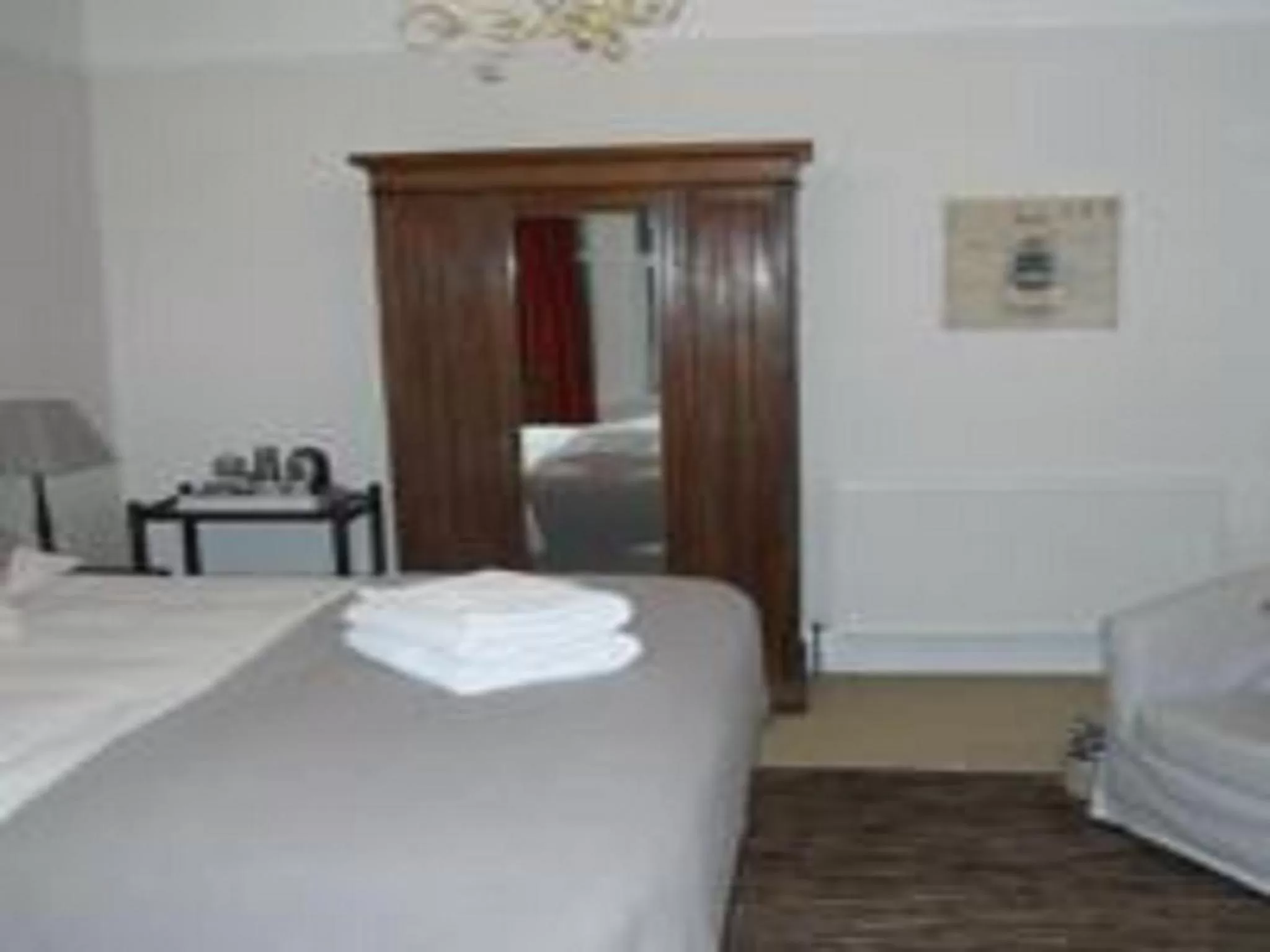 Other, Bed in The Hive at 52