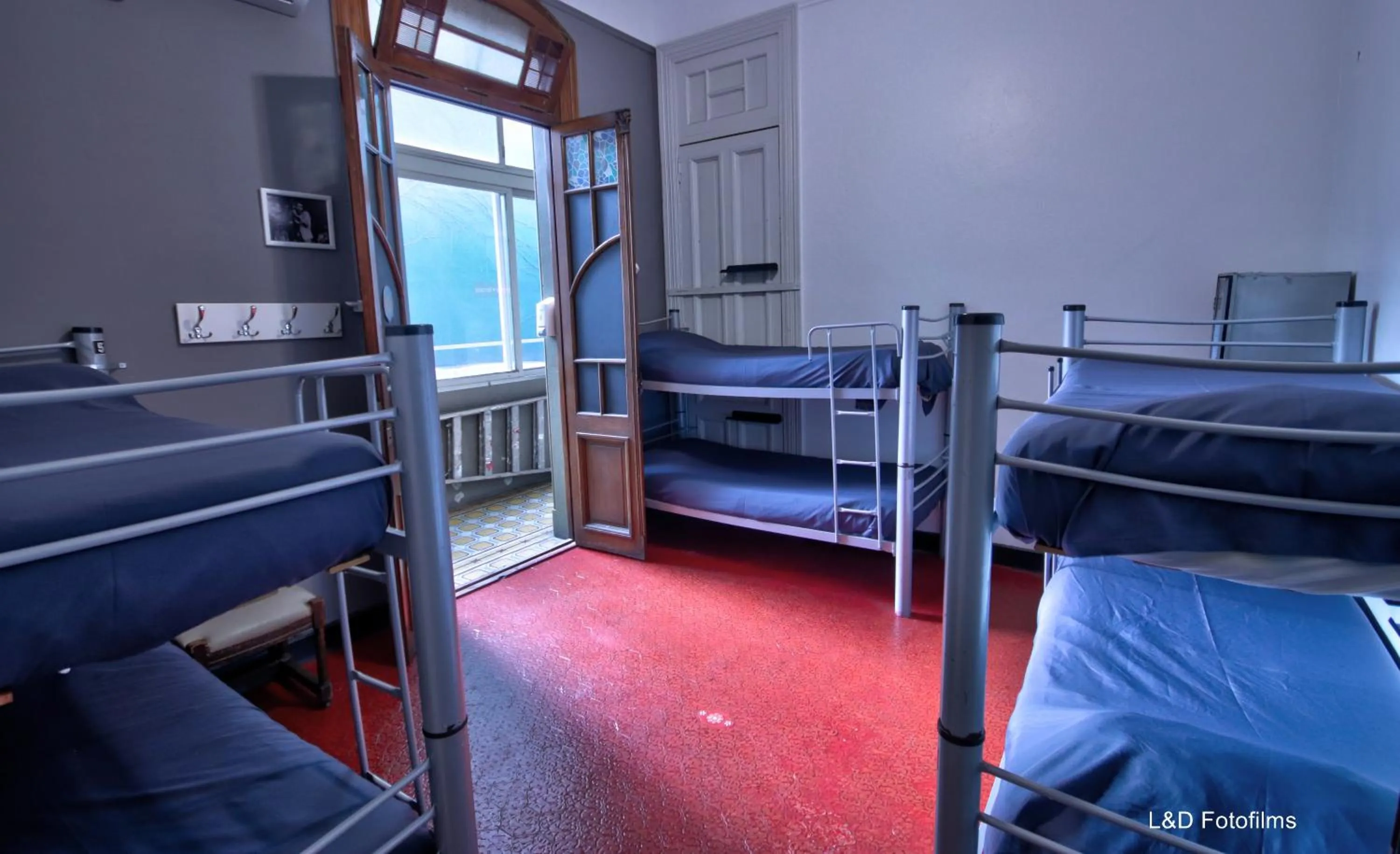 Photo of the whole room, Bed in Play Hostel Arcos