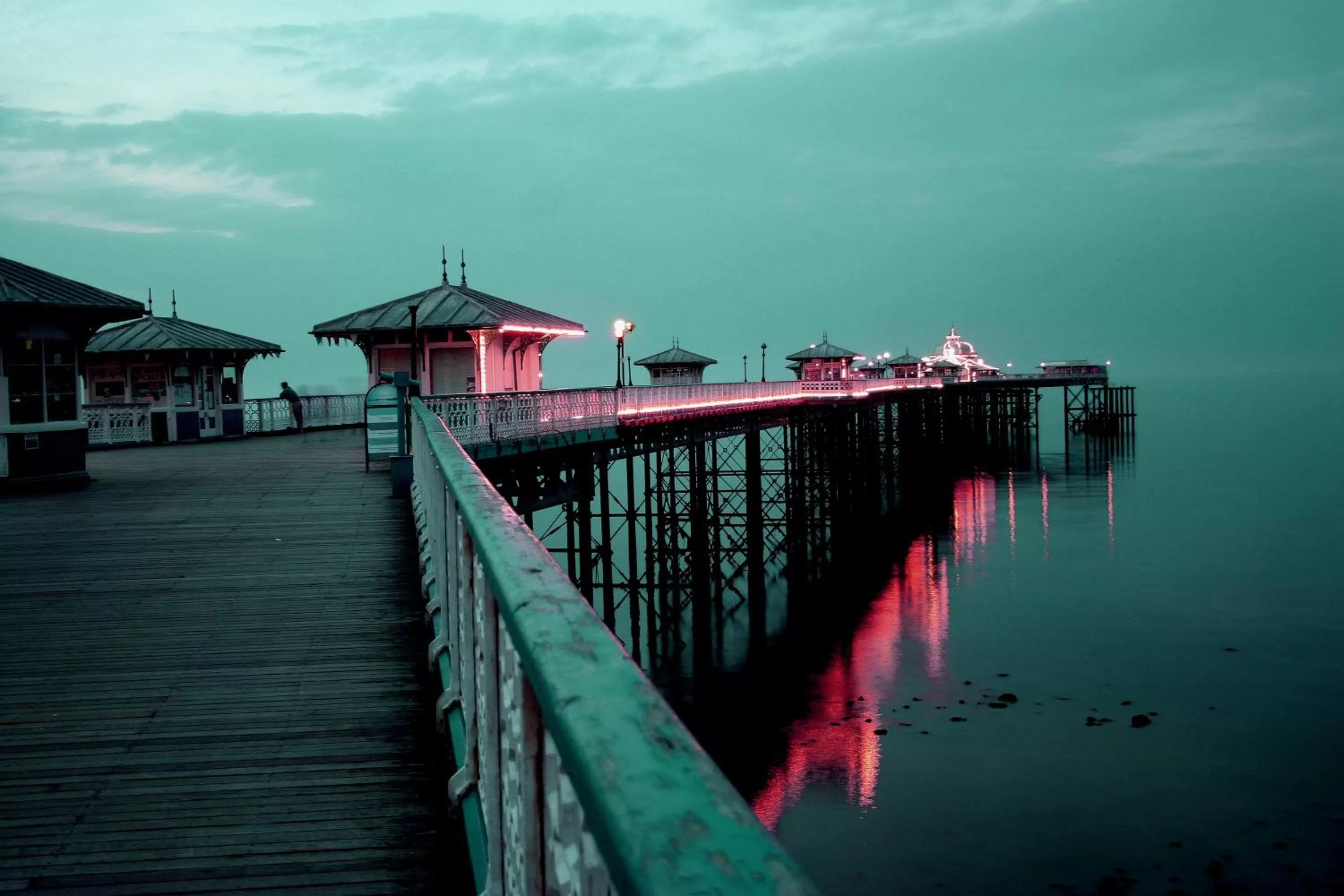 Neighbourhood in The Broadway Hotel