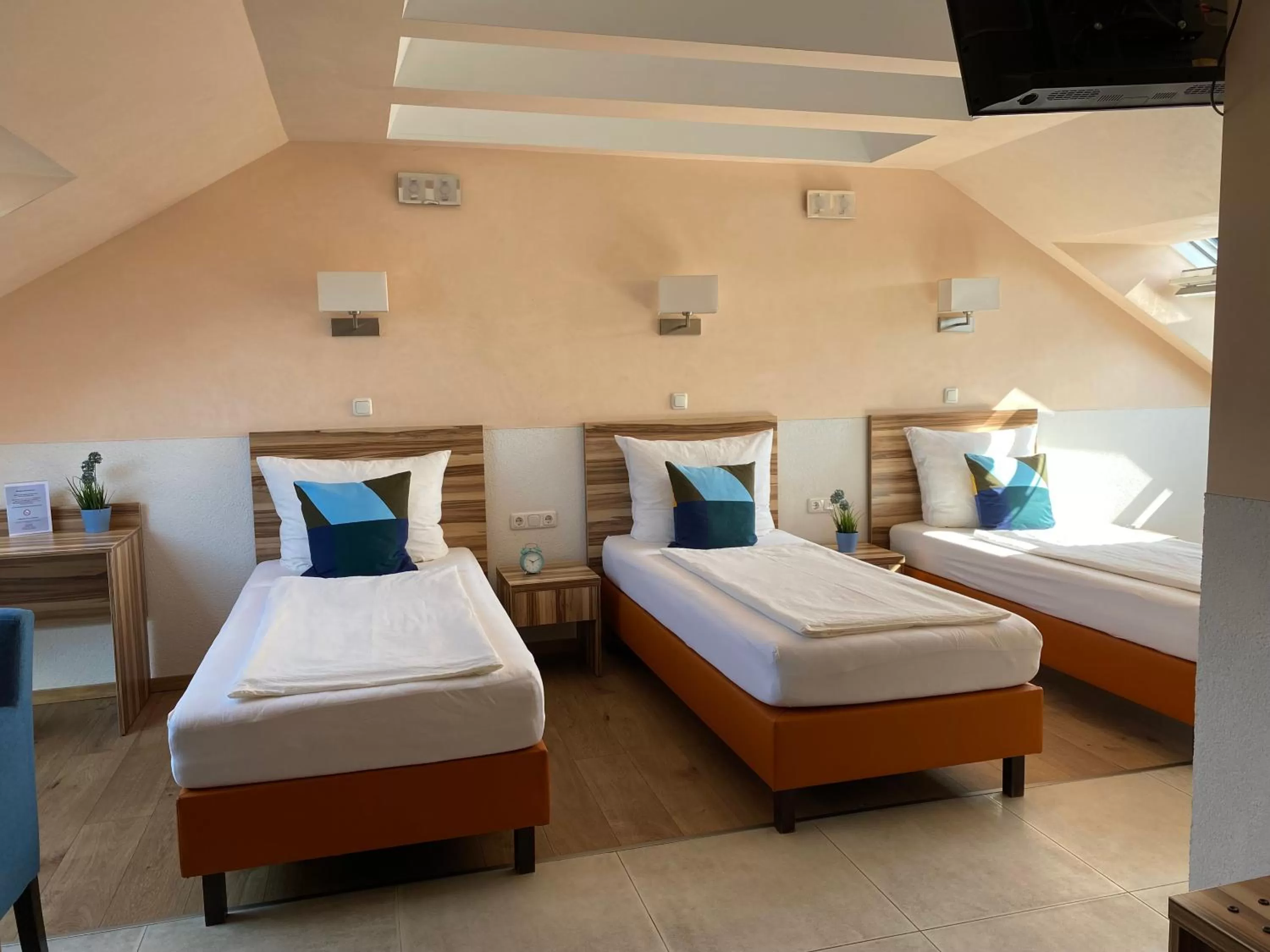 Photo of the whole room, Bed in Hotel am Hafen