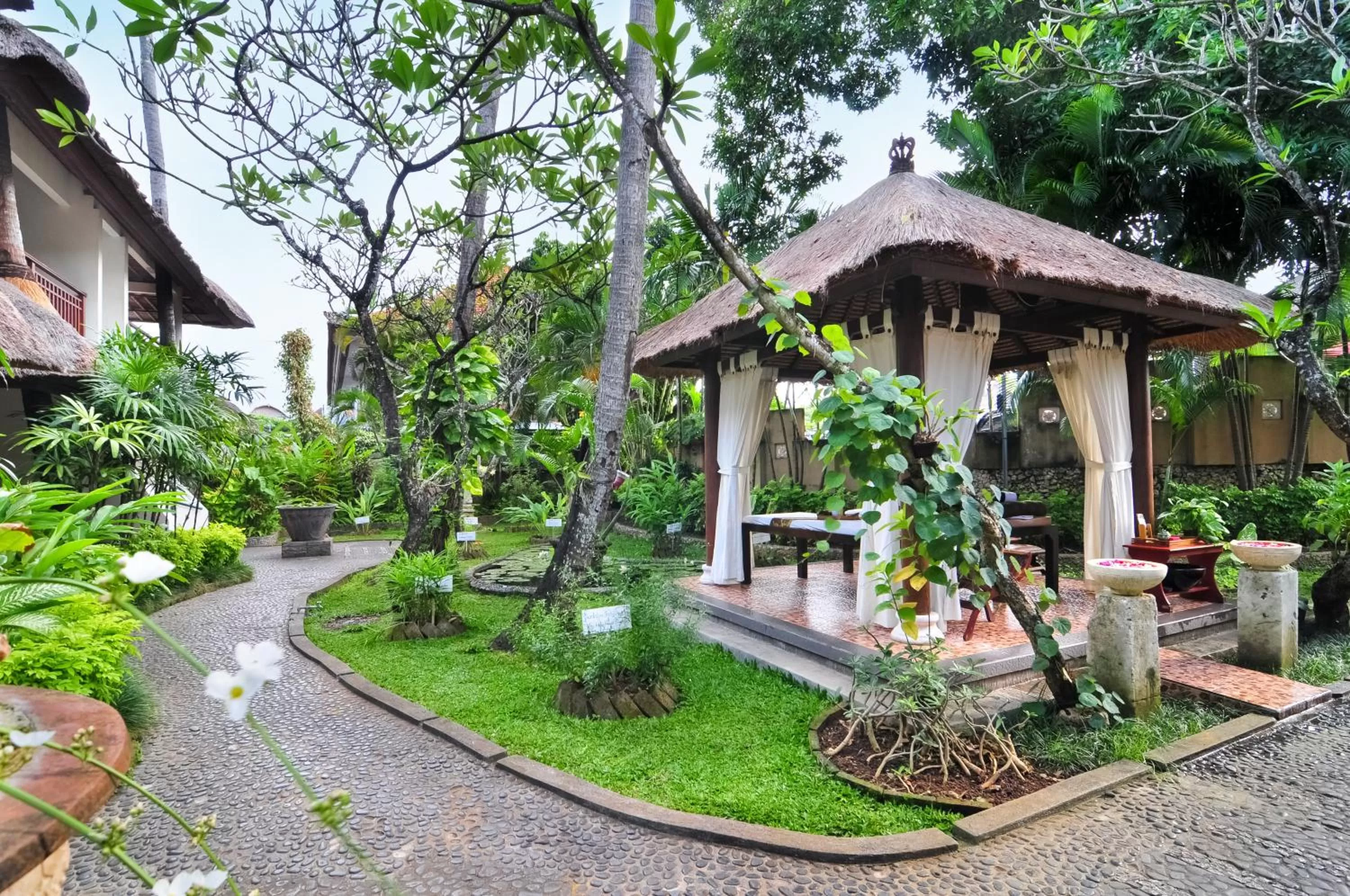Spa and wellness centre/facilities in Sativa Sanur Cottages