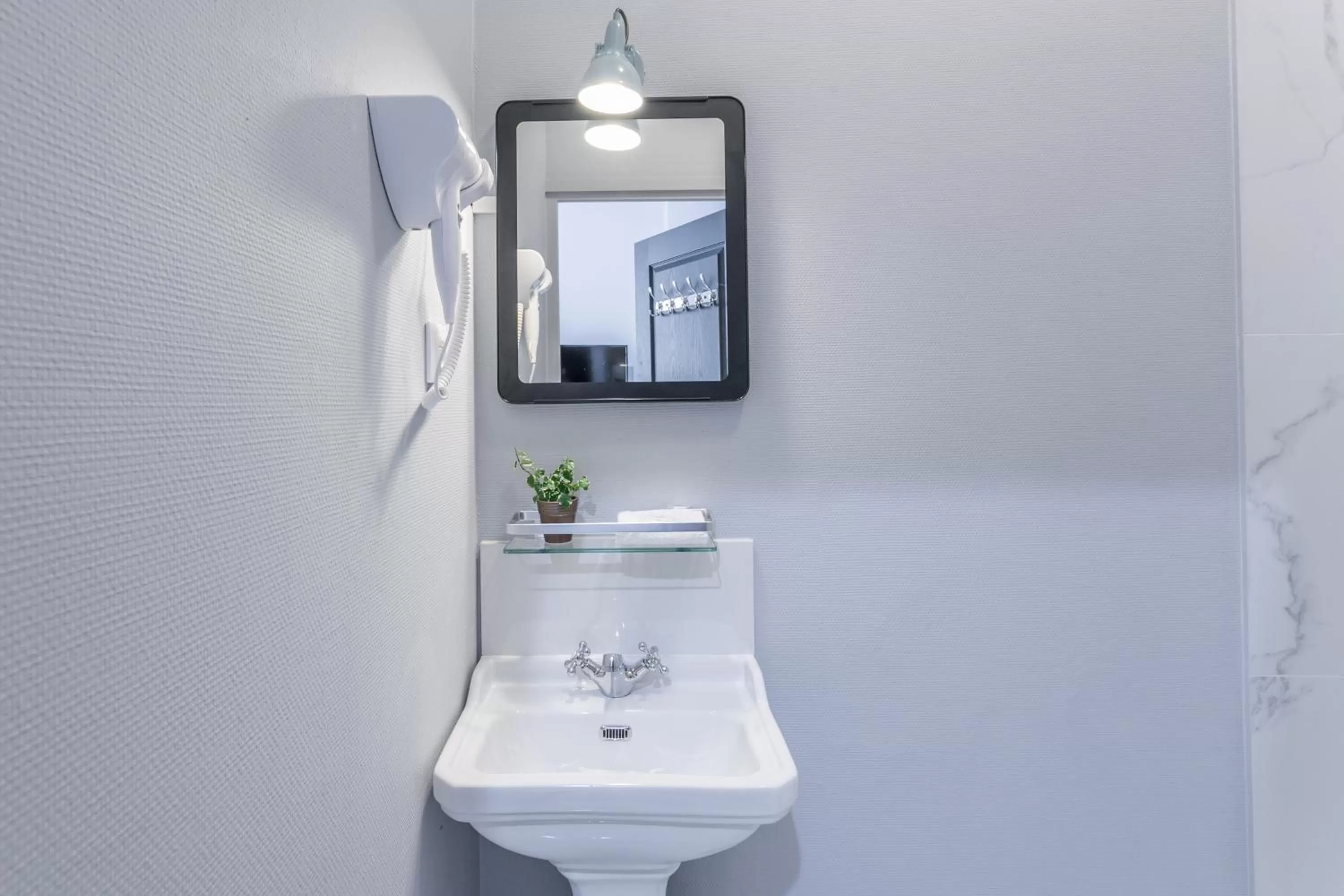 Bathroom in WS Haussmann - La Fayette