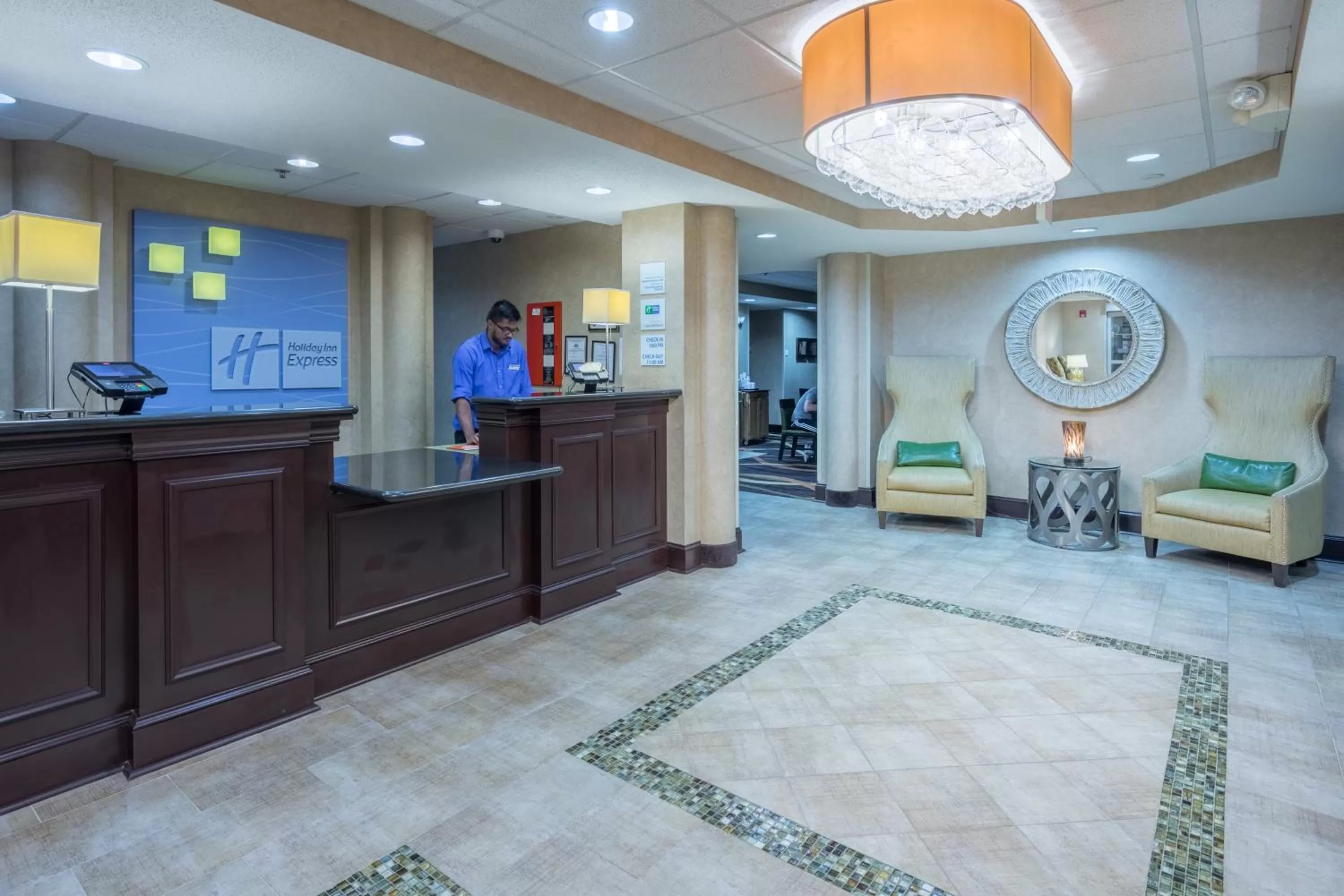 Lobby or reception in Holiday Inn Express Hanover by IHG