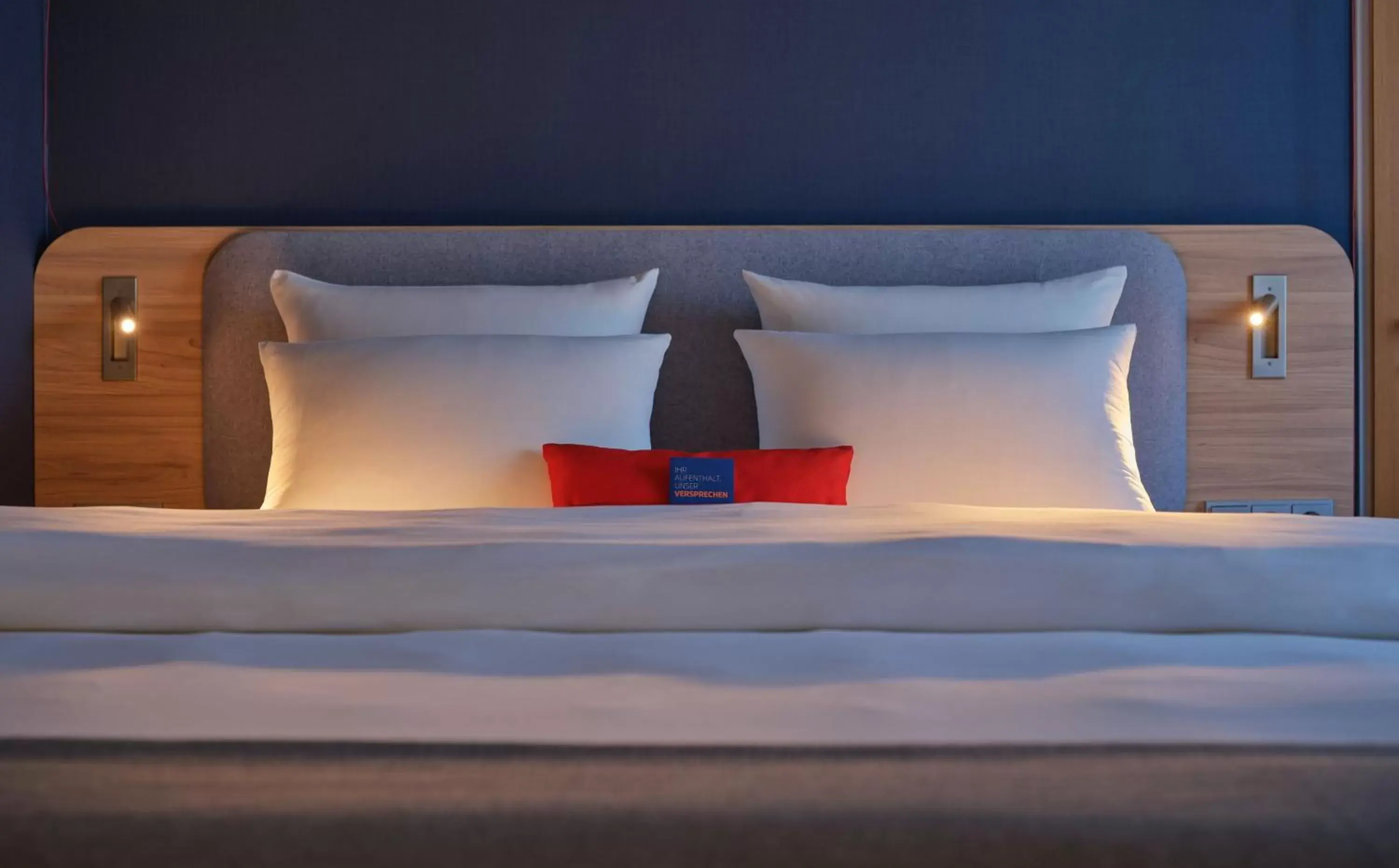 Standard Room in Holiday Inn Express Frankfurt Airport by IHG Standard Room in Holiday Inn Express Frankfurt Airport by IHG