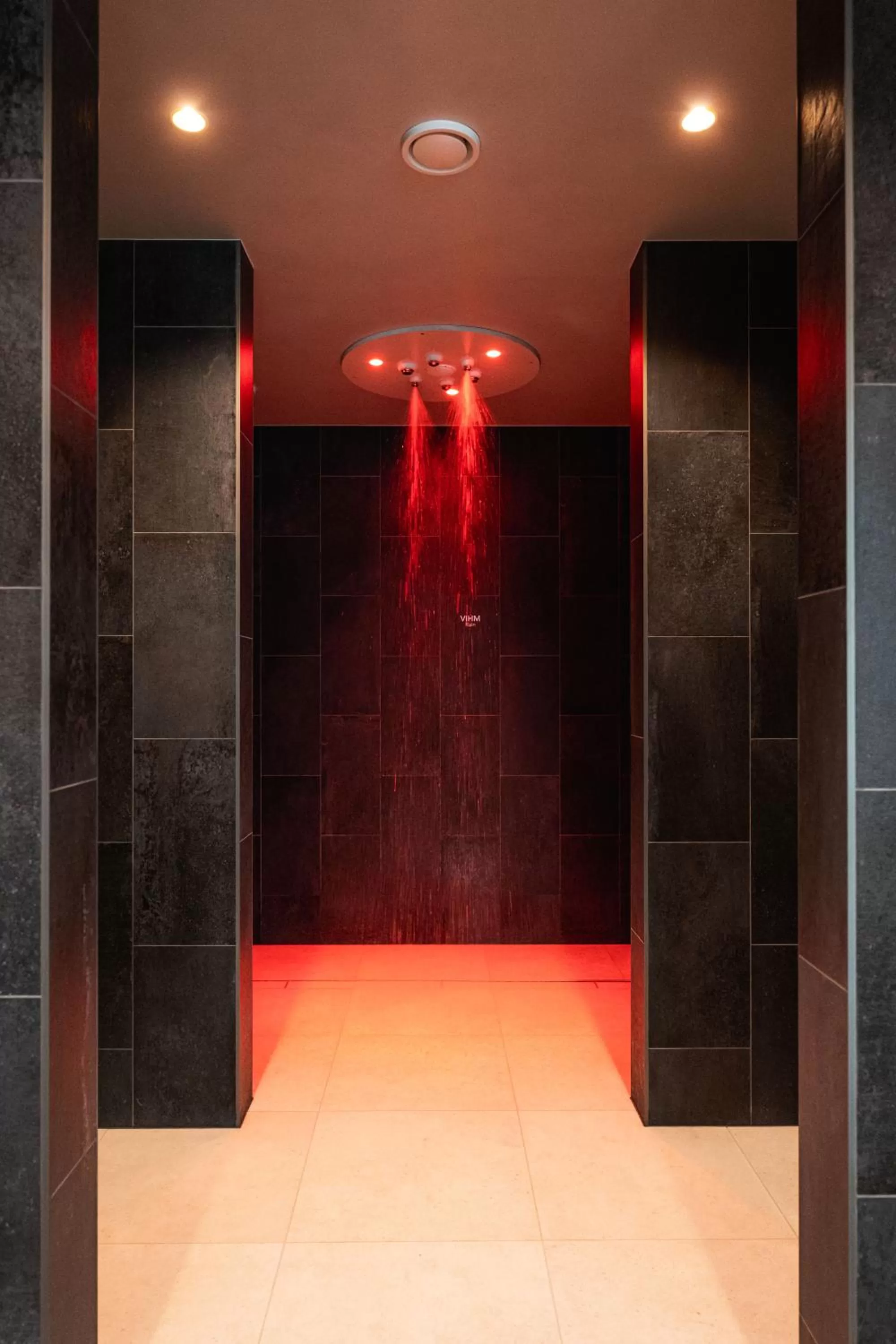 Shower in Meri Seaside Hotel & SPA