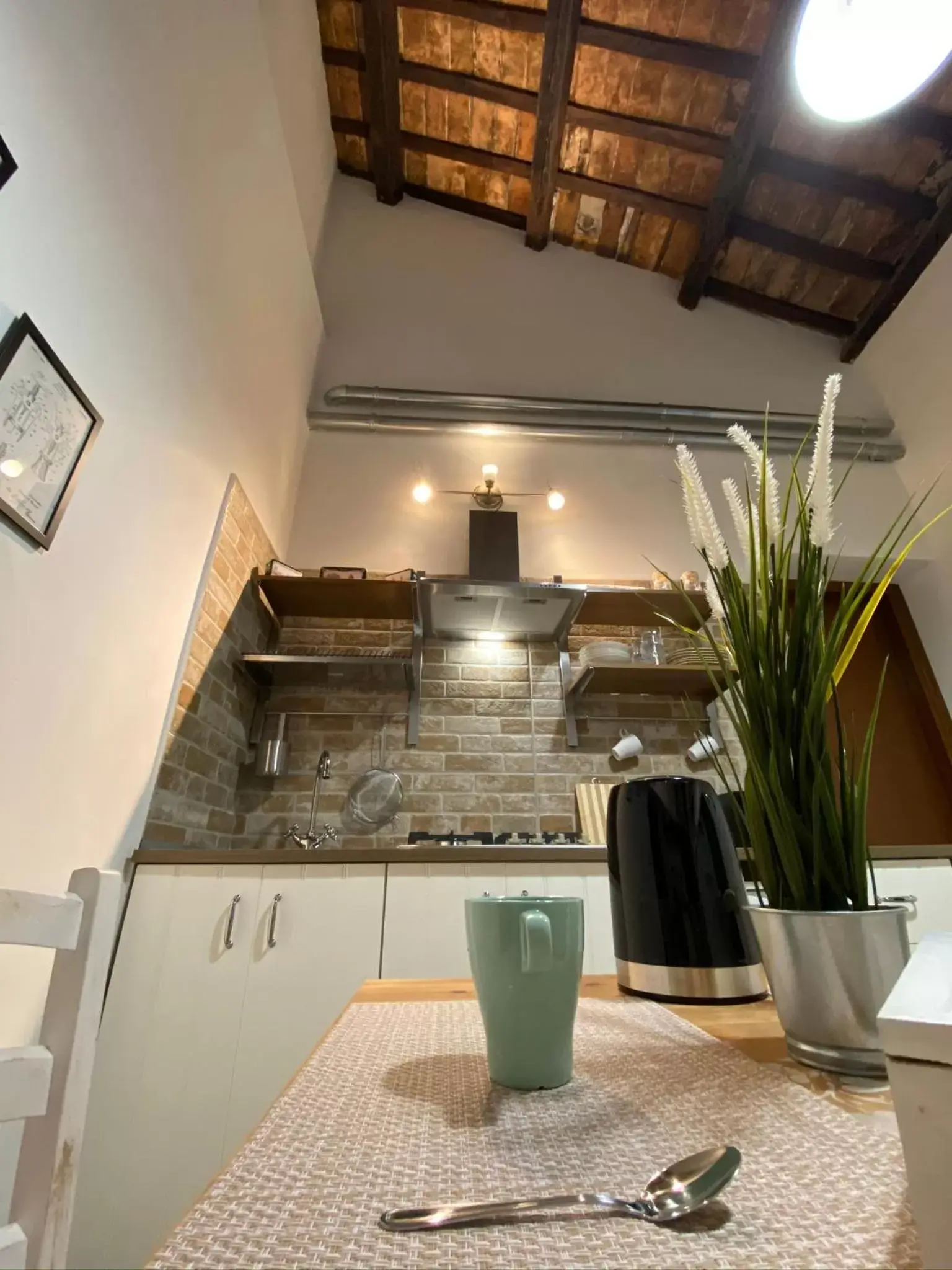 Kitchen or kitchenette, Kitchen/Kitchenette in La Corte Segreta Tivoli Kitchen or kitchenette, Kitchen/Kitchenette in La Corte Segreta Tivoli