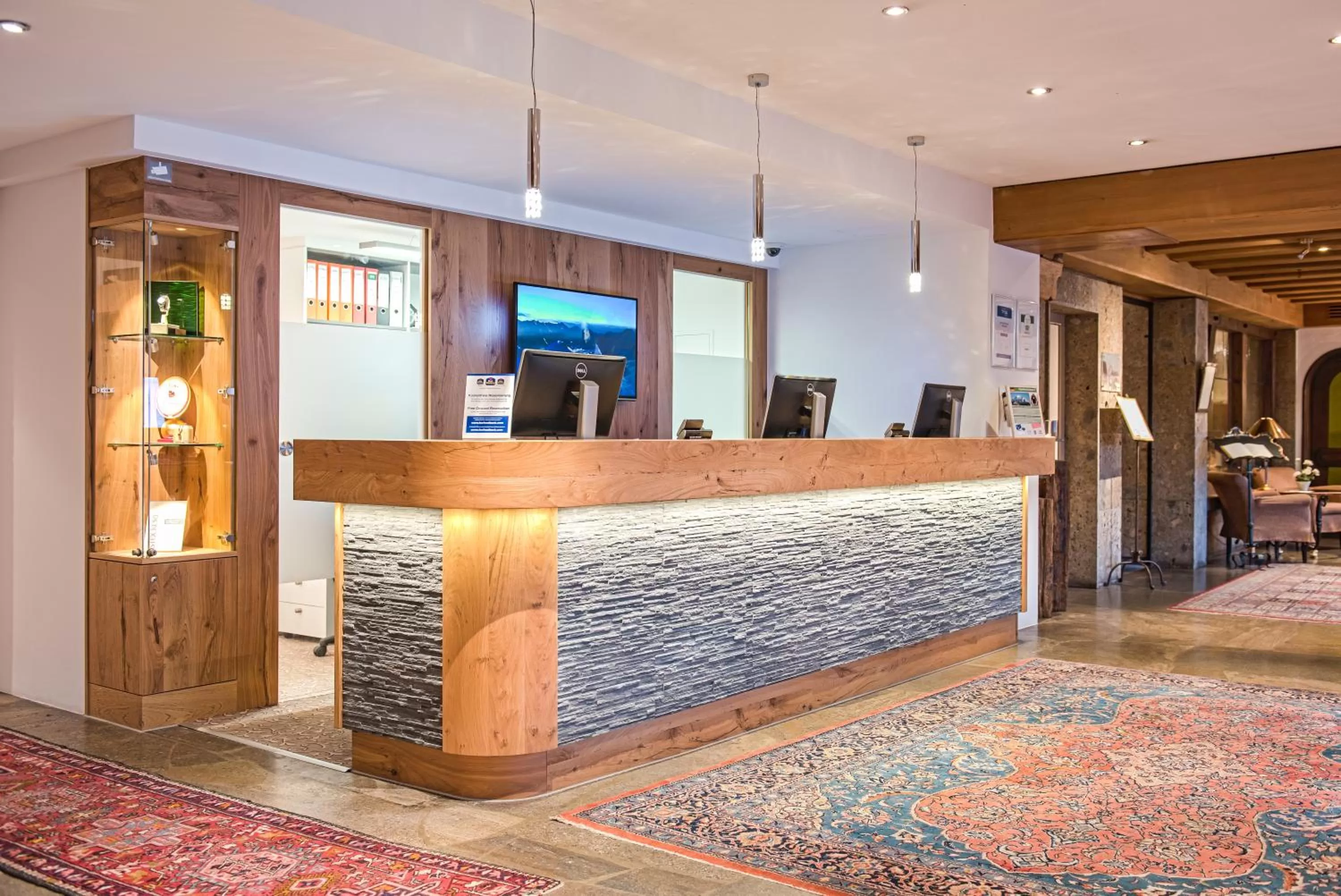 Lobby or reception in Obermühle 4*S Boutique Resort