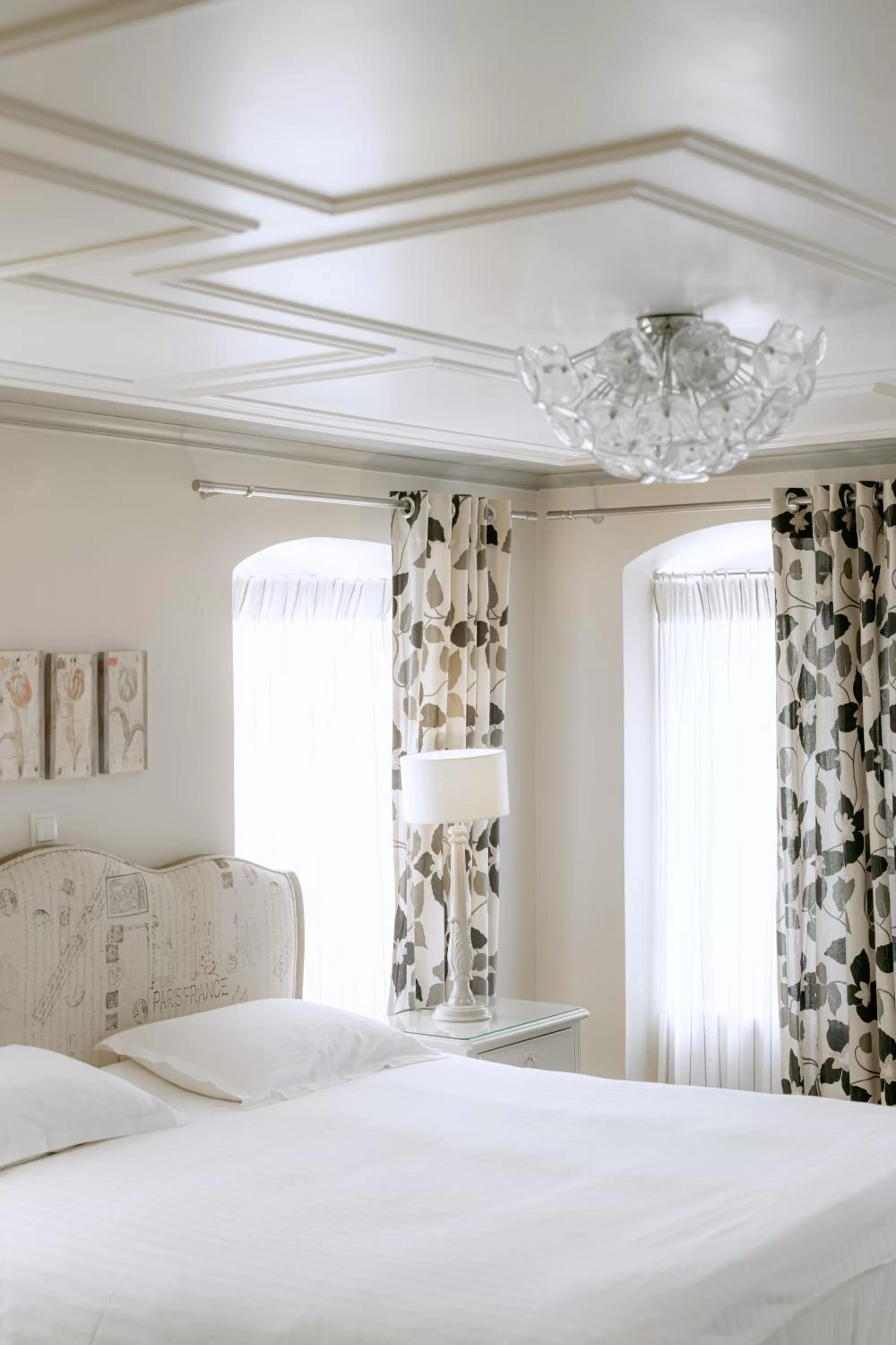 Bed in Kastello Hotel