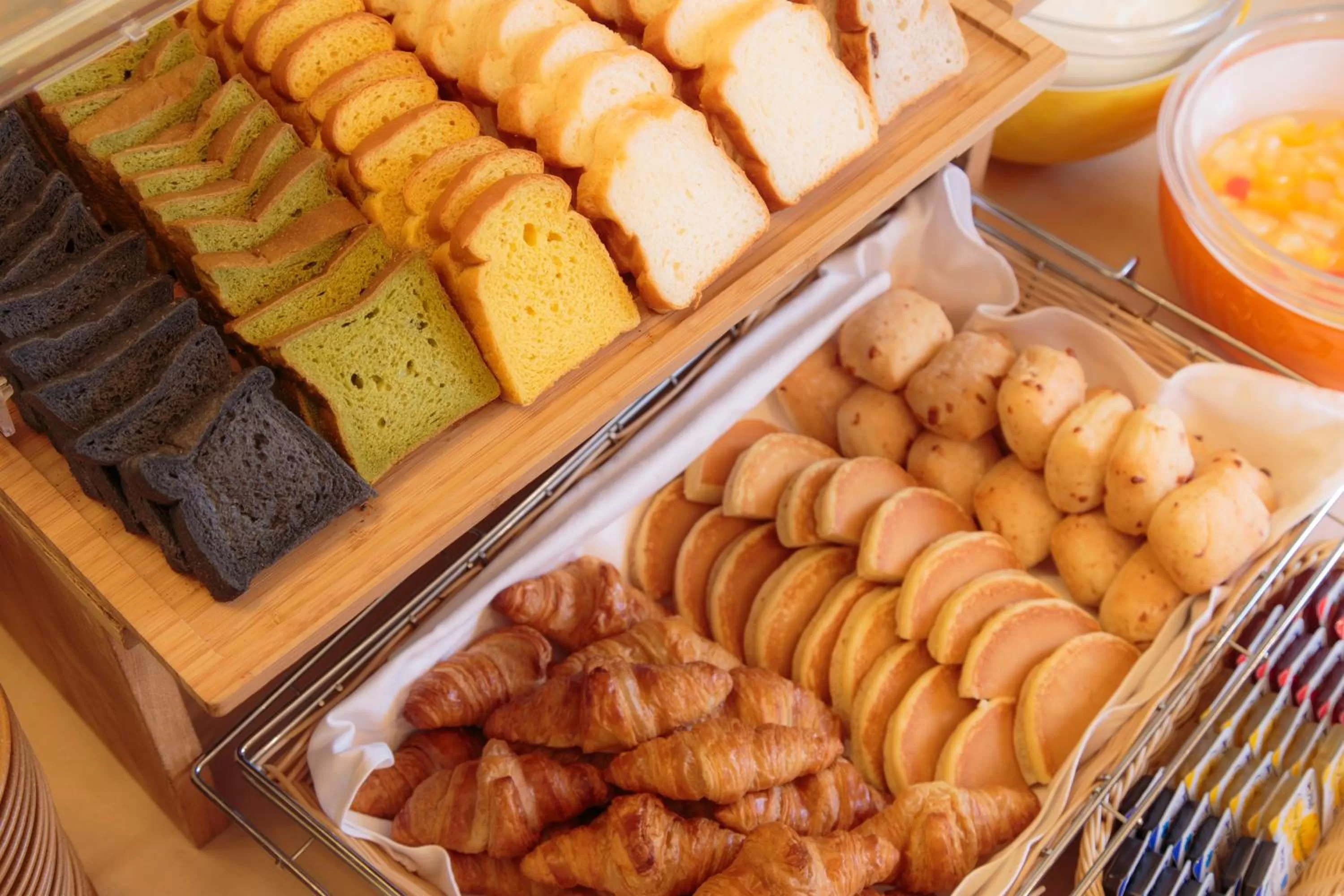 Buffet breakfast in Hotel Monterey Nagasaki