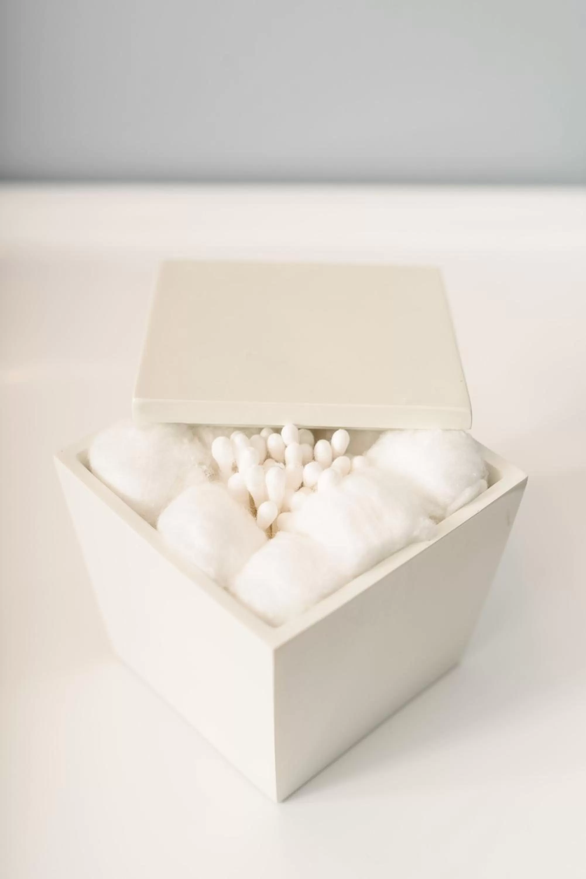 Bathroom in Marker 8 Hotel and Marina