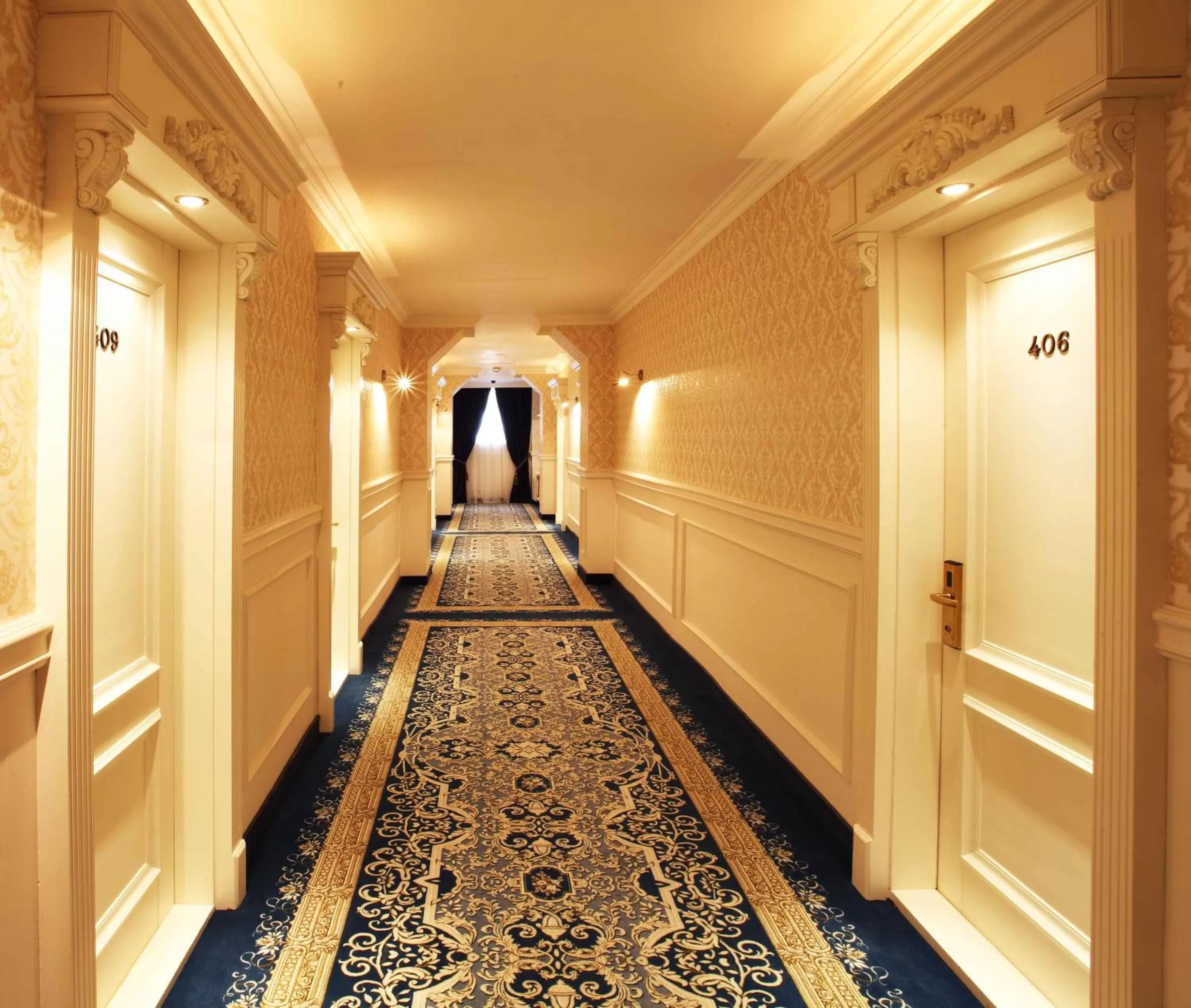 Decorative detail in Olympic Hotel