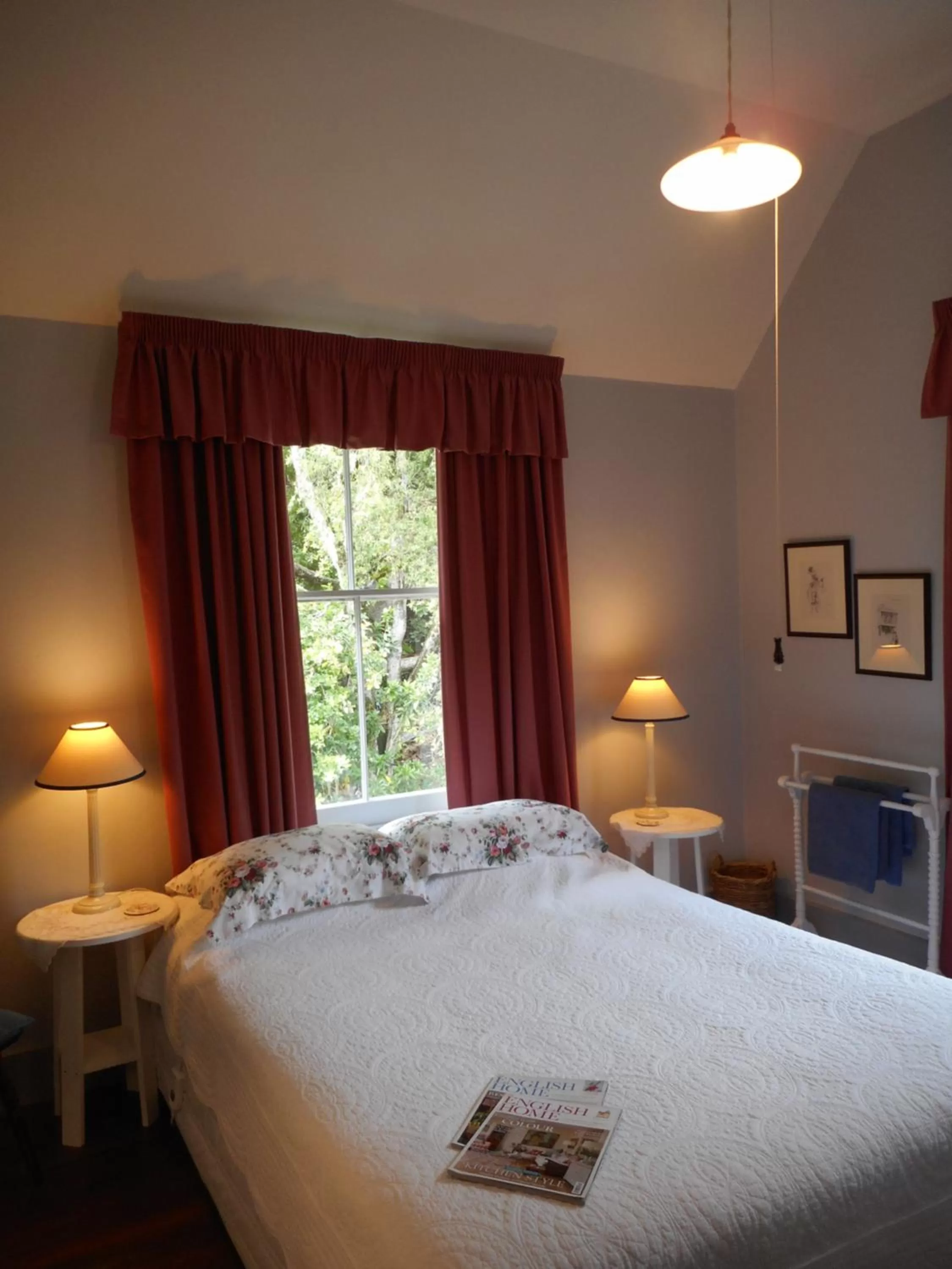 Bed in Waikonini Homestead