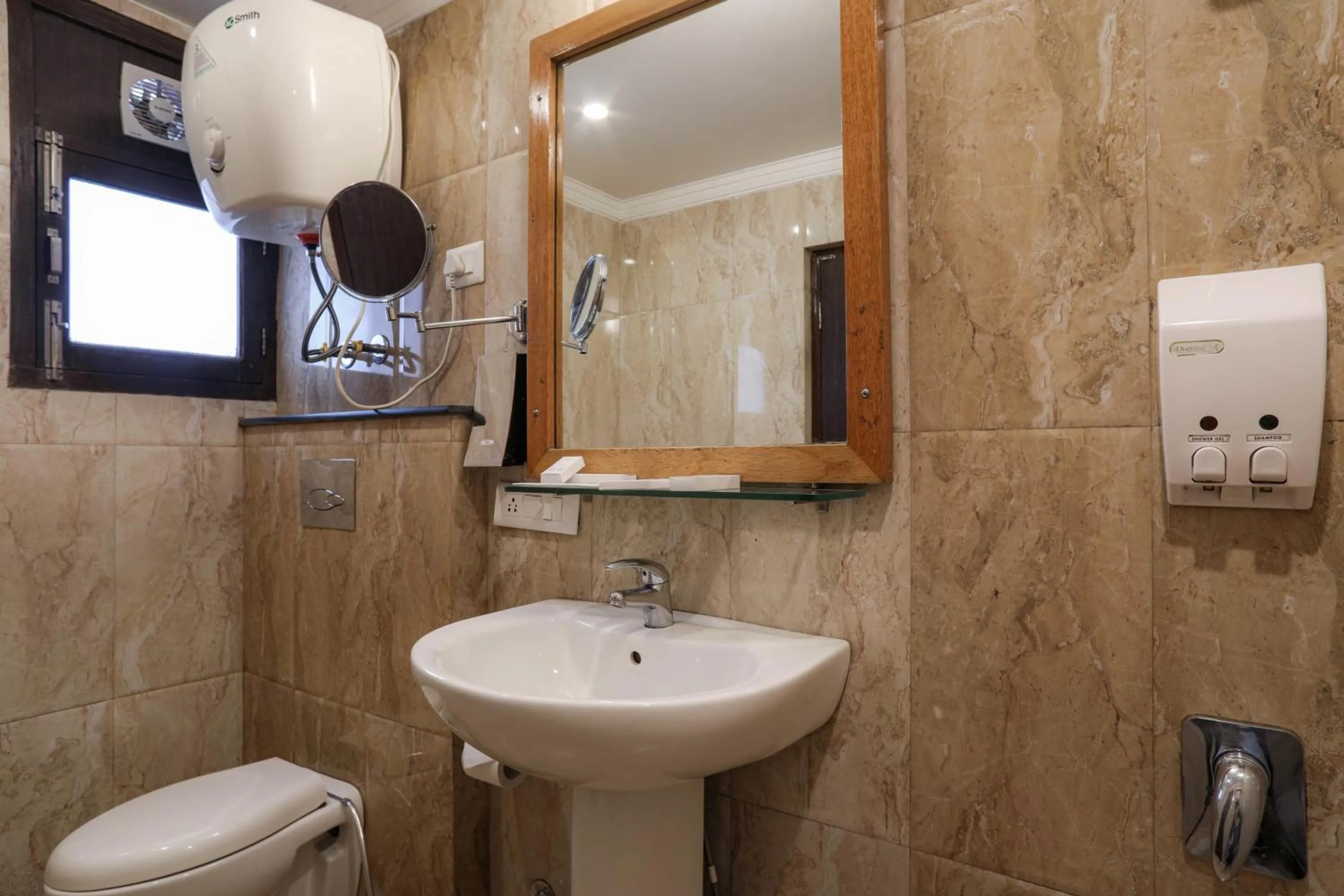 Bathroom in Hotel SunGrace